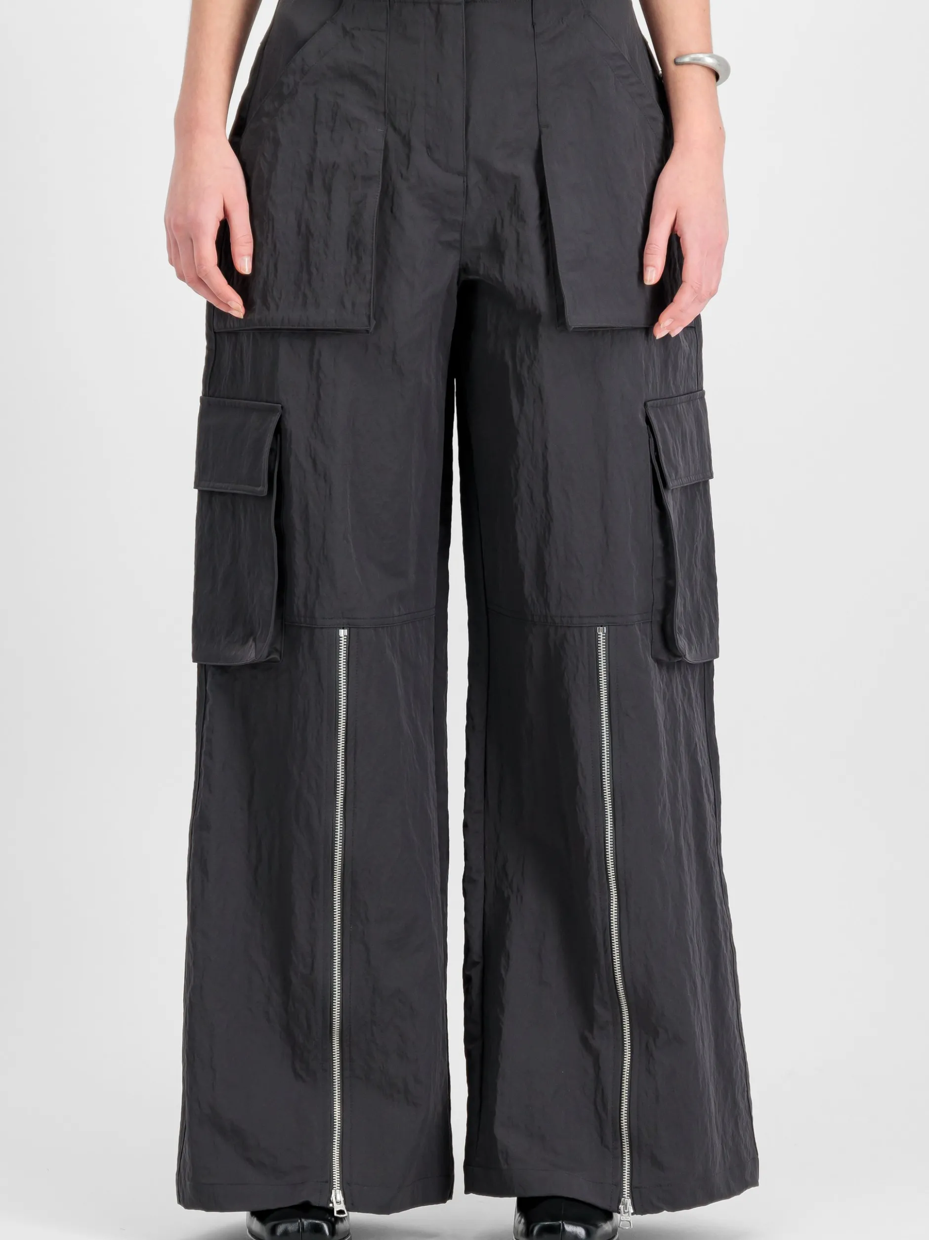 Alpha Industries Damen Hose in grau