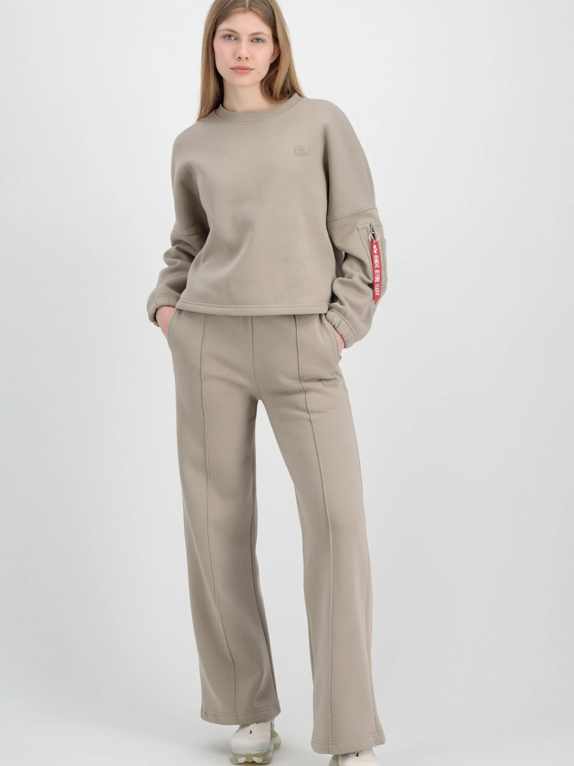 Alpha Industries Damen Jogginghose in grün