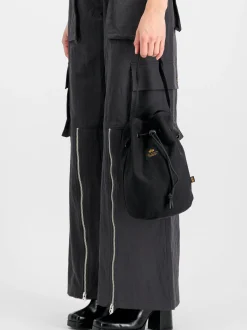 Alpha Industries Damen Tasche in schwarz