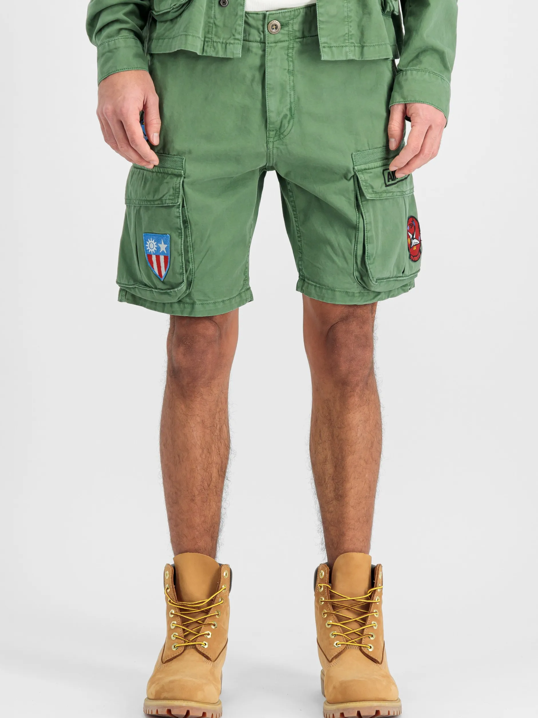 Alpha Industries Herren Kurze Hose in grau
