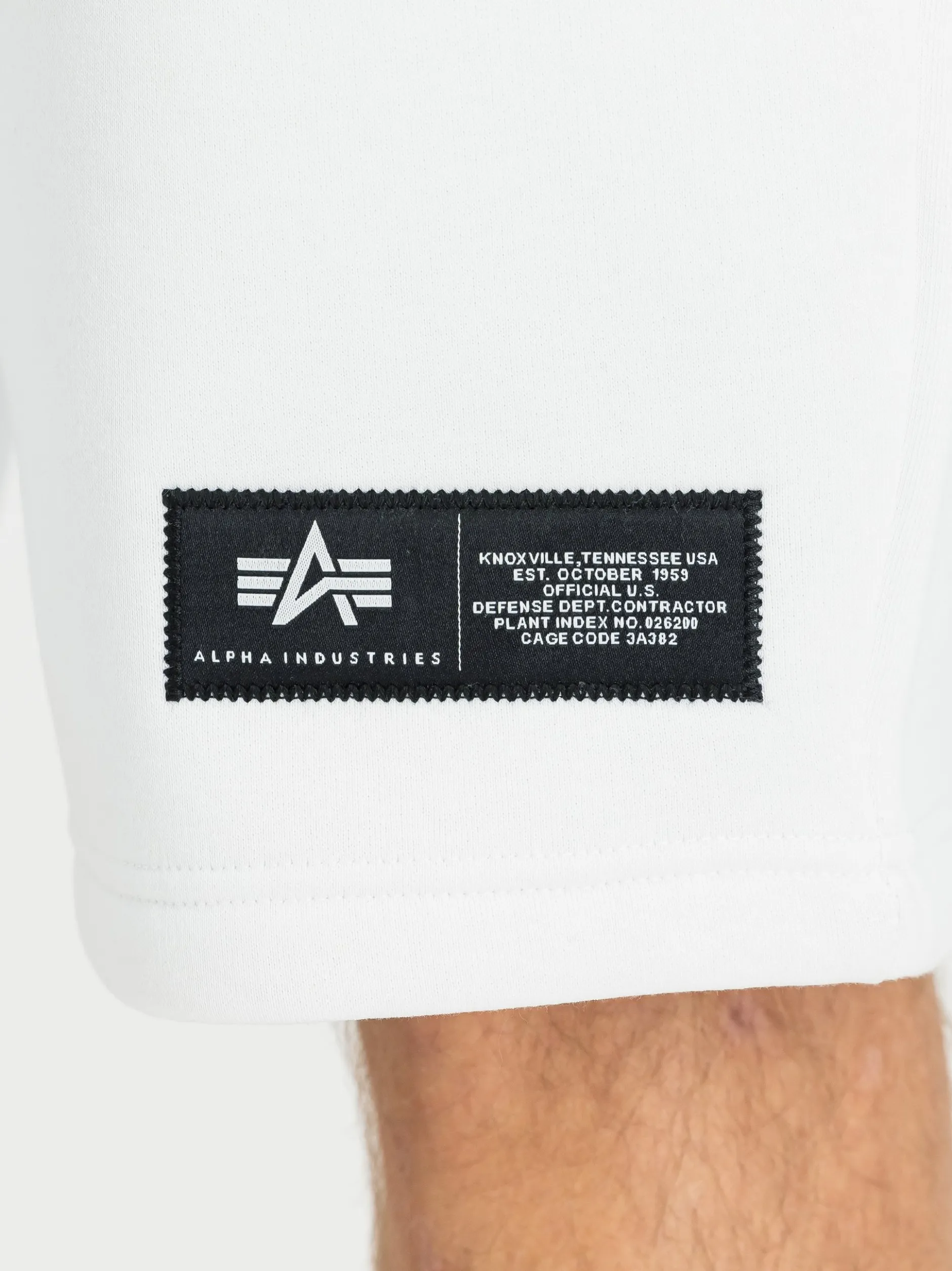 Alpha Industries Herren Shorts in weiß