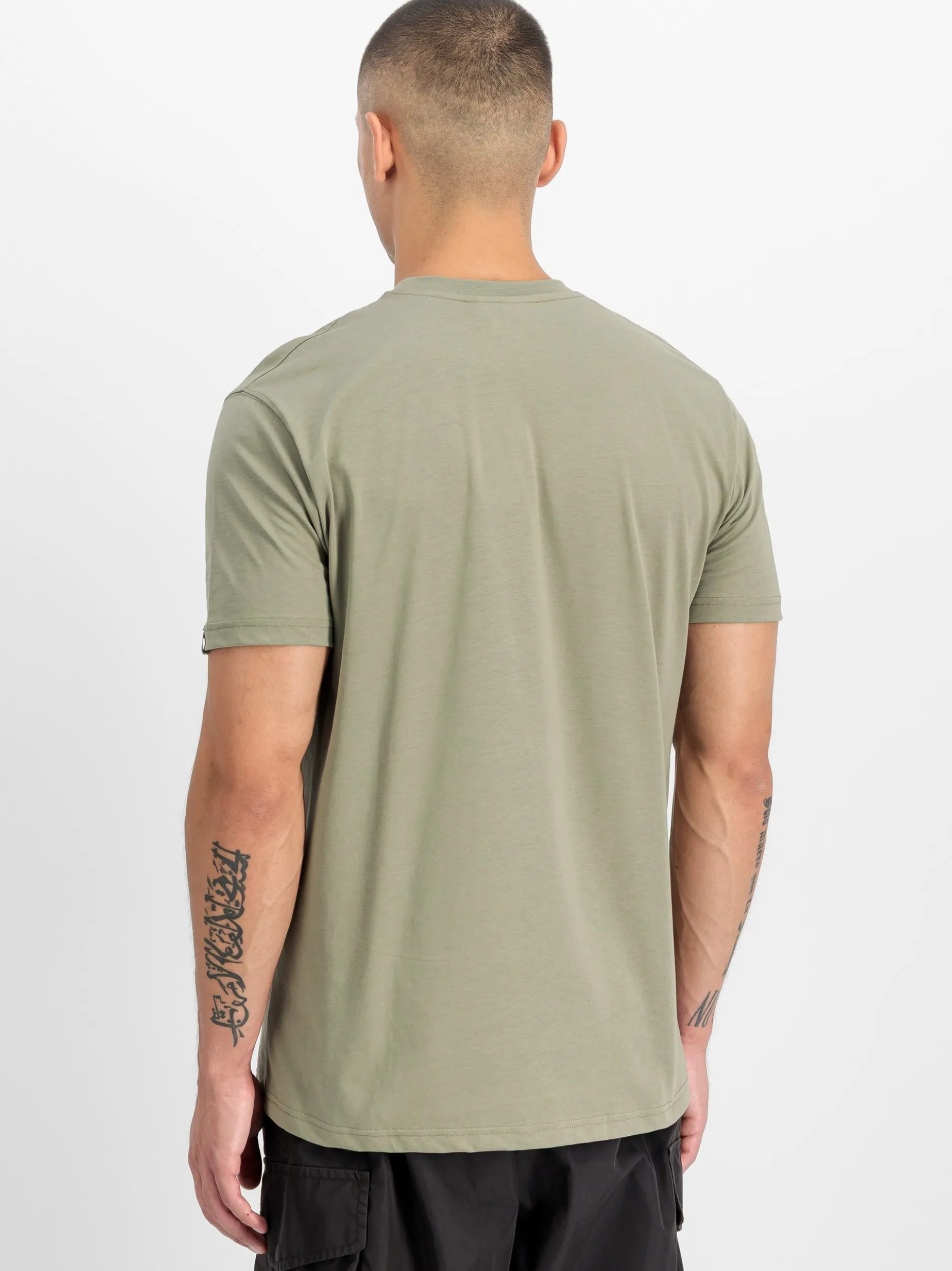 Alpha Industries Herren T-Shirt in oliv