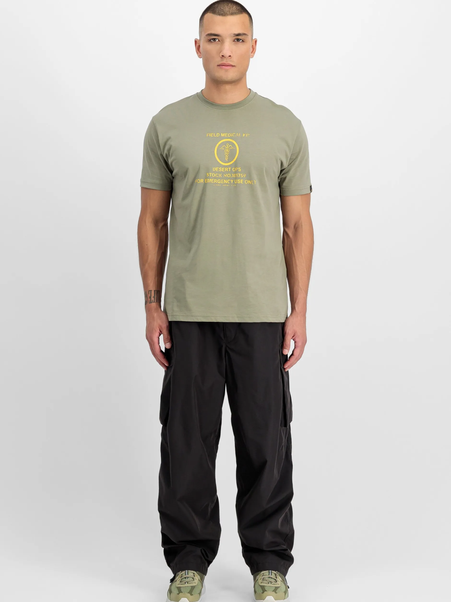 Alpha Industries Herren T-Shirt in oliv