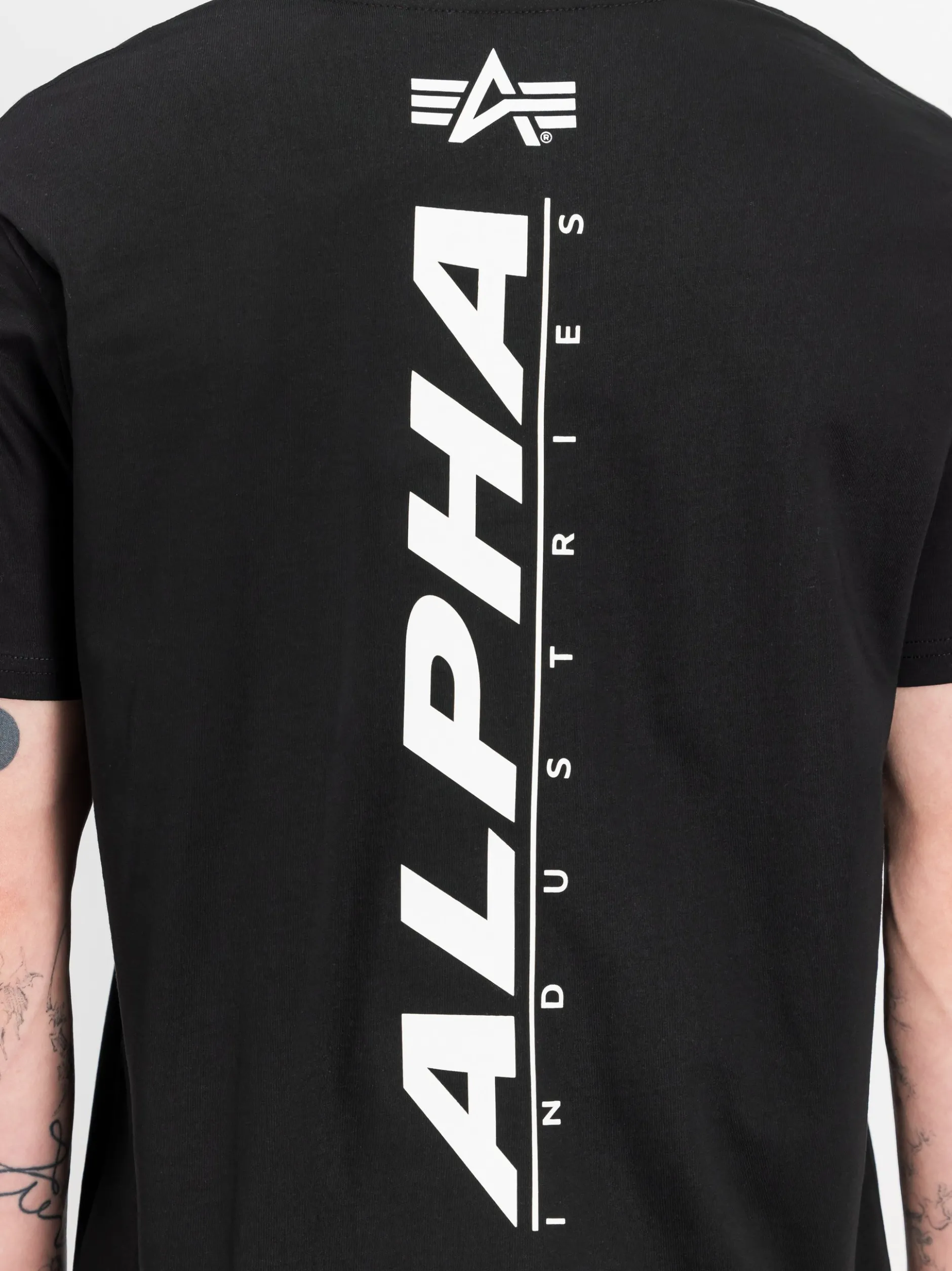 Alpha Industries Herren T-Shirt in schwarz