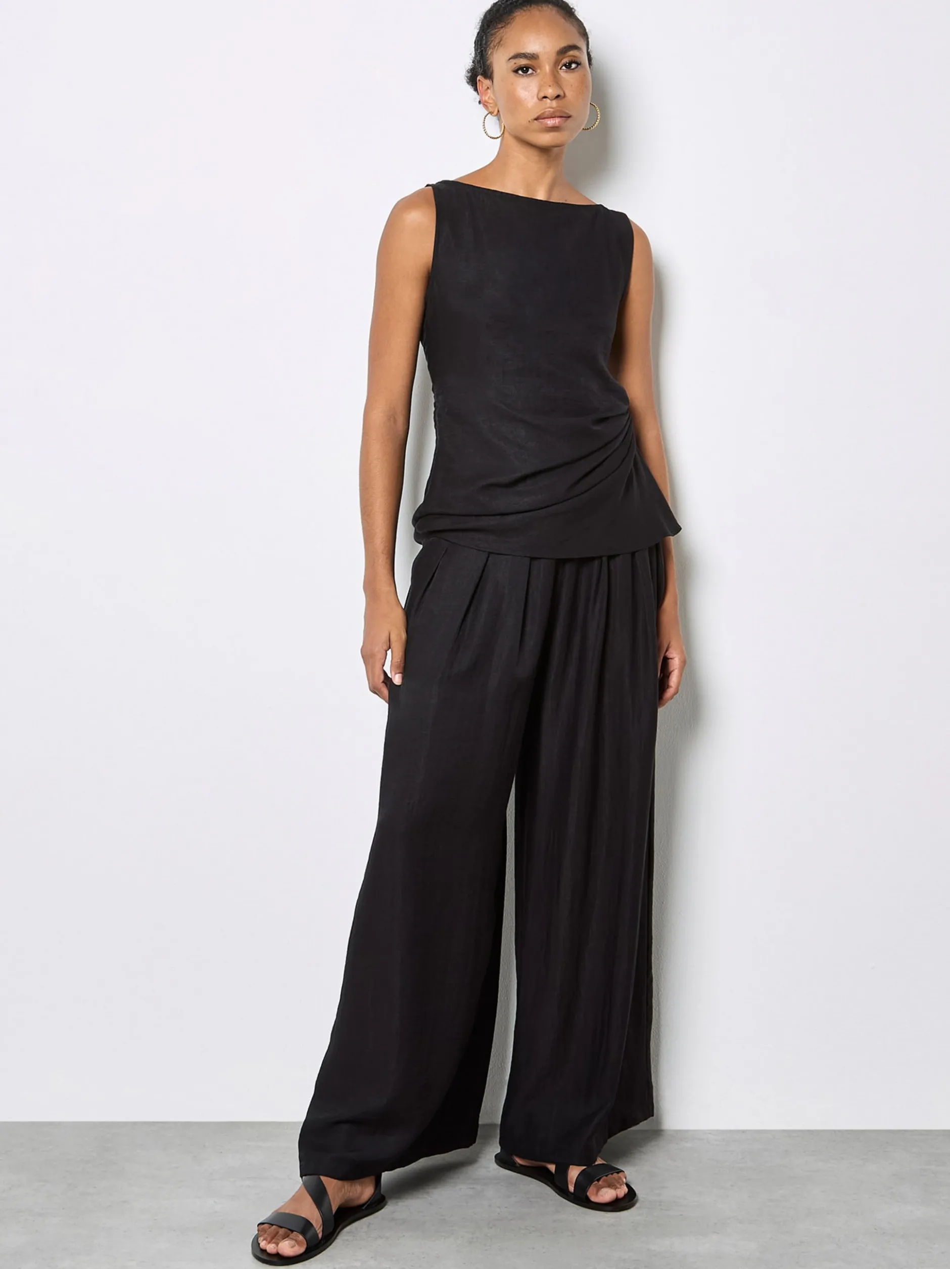 Apricot Damen Blusentop in schwarz - Ärmel: ohne Arm