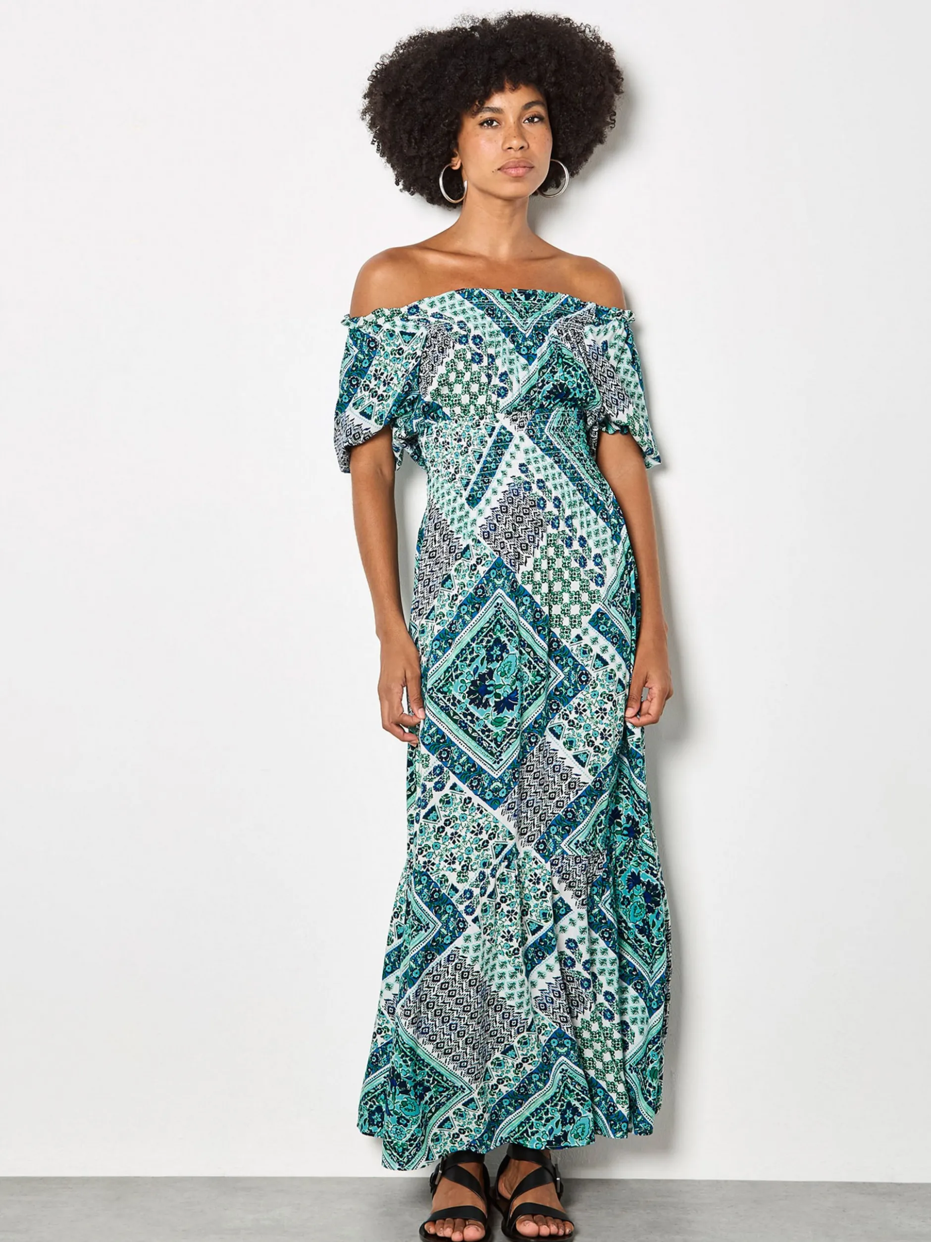 Apricot Damen Maxikleid in blau - Ausschnitt: Karree