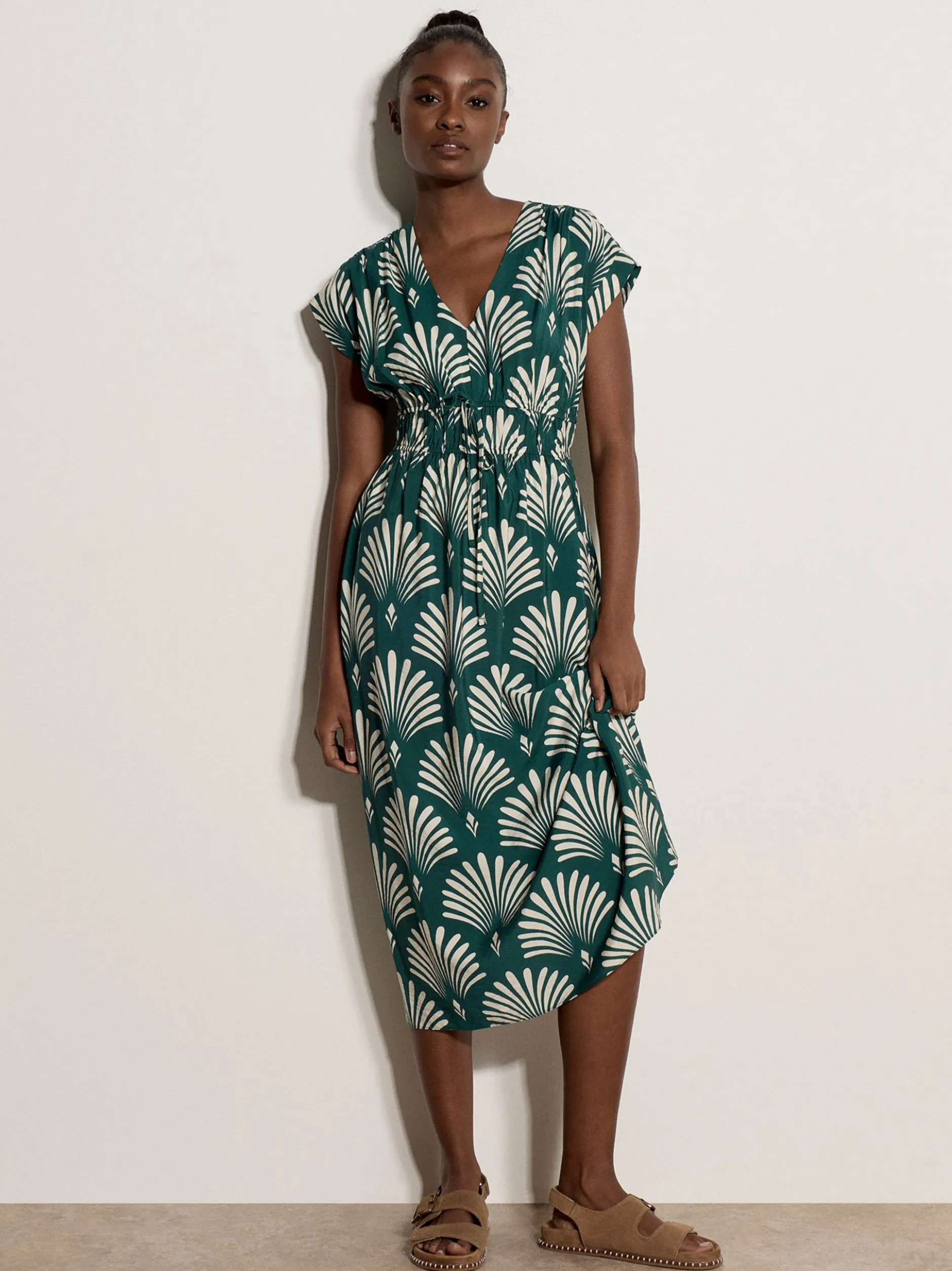 Apricot Damen Midikleid in grün - Länge: midi