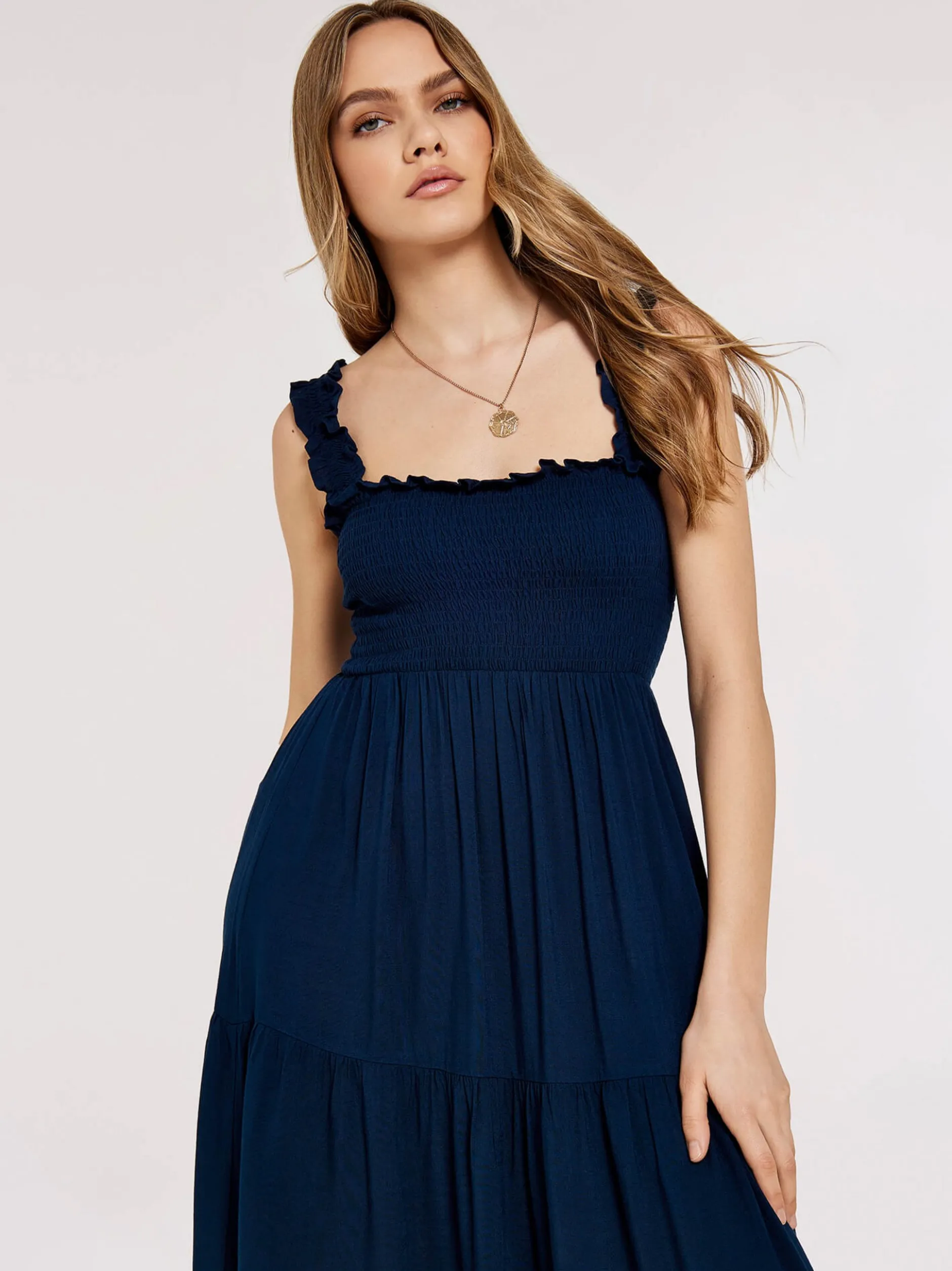 Apricot Damen Midikleid in marine - Ausschnitt: Karree