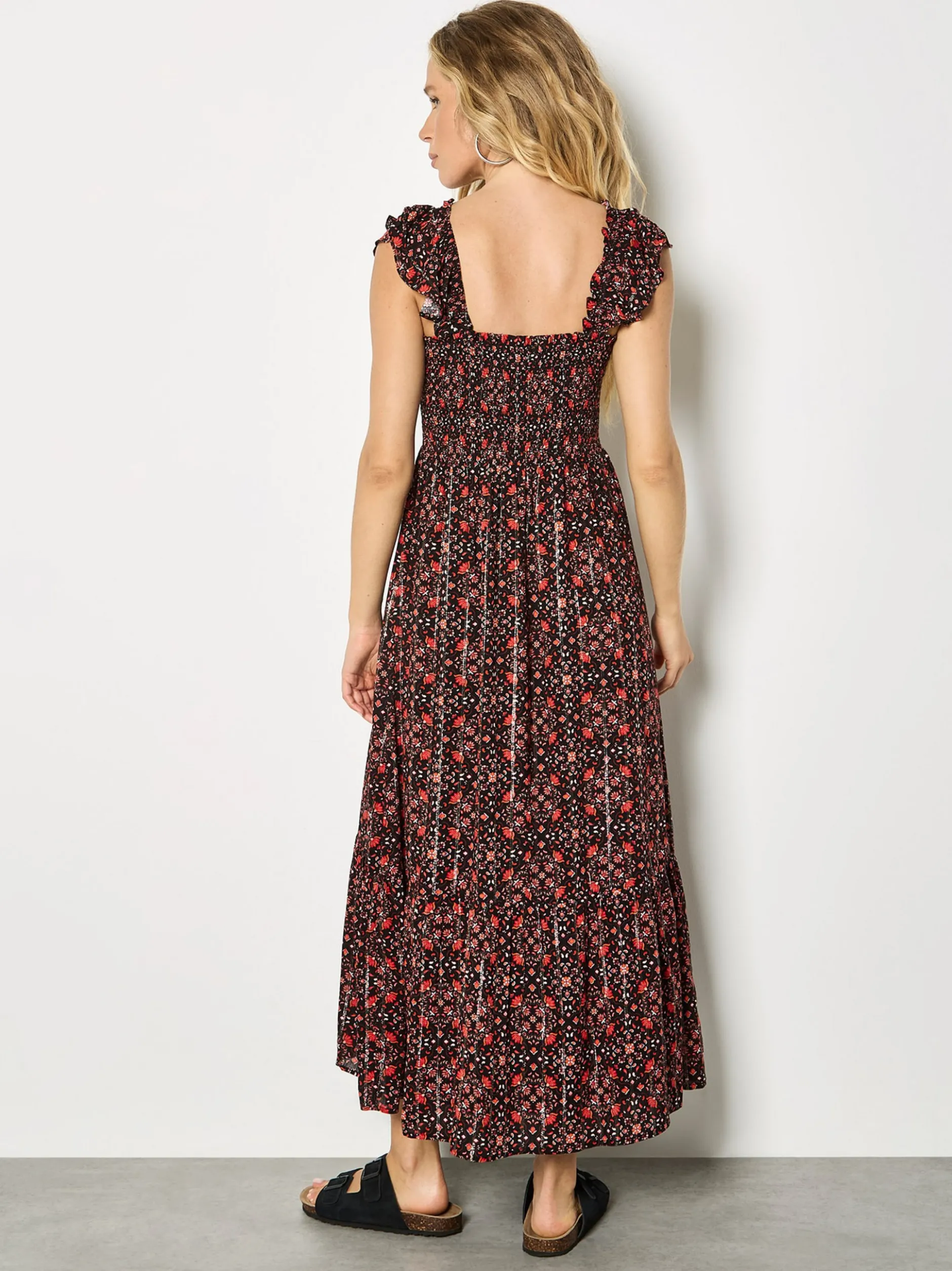 Apricot Damen Midikleid in schwarz - Ausschnitt: Karree