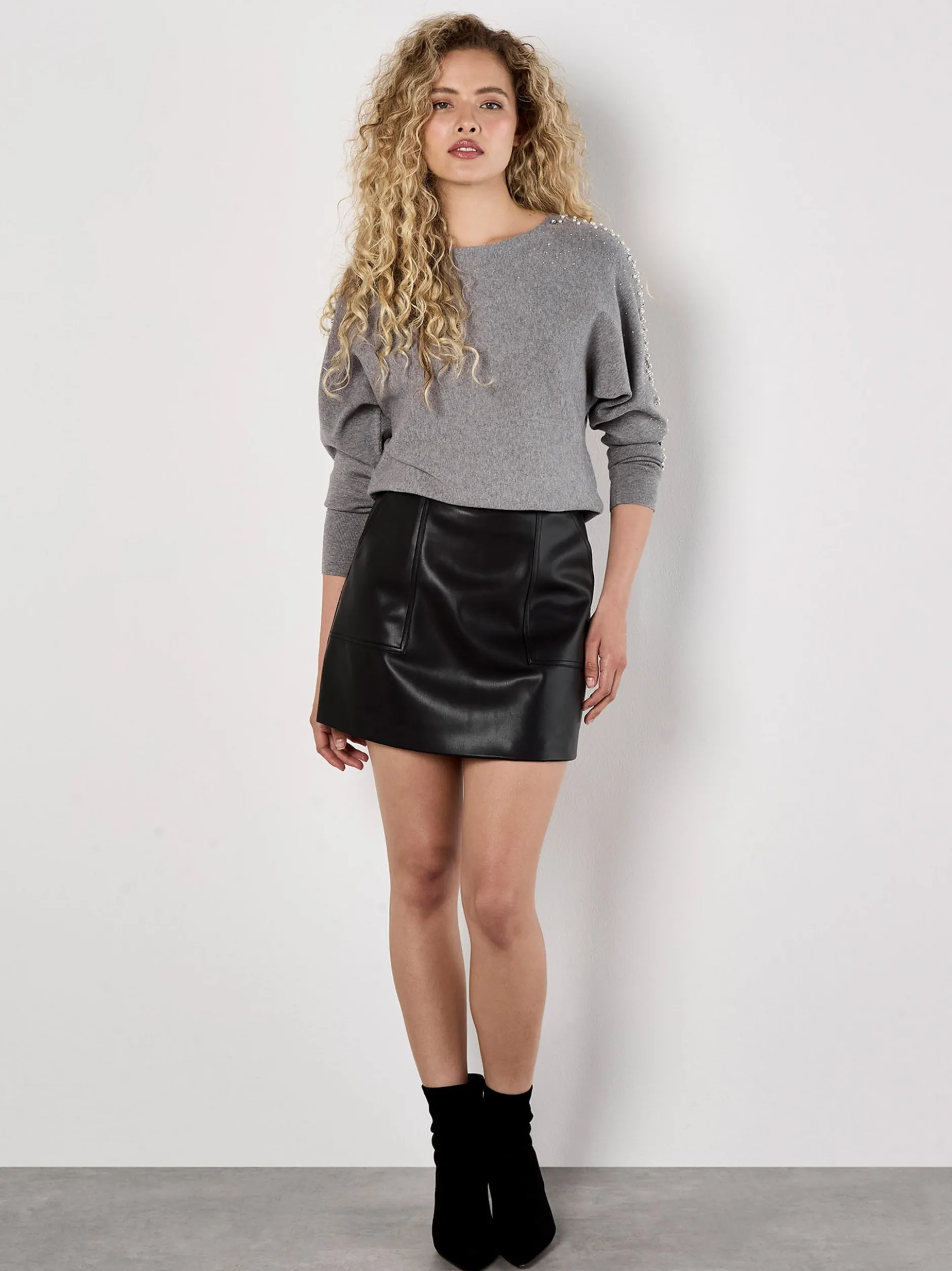 Apricot Damen Pullover in grau - Ausschnitt: U-Boot