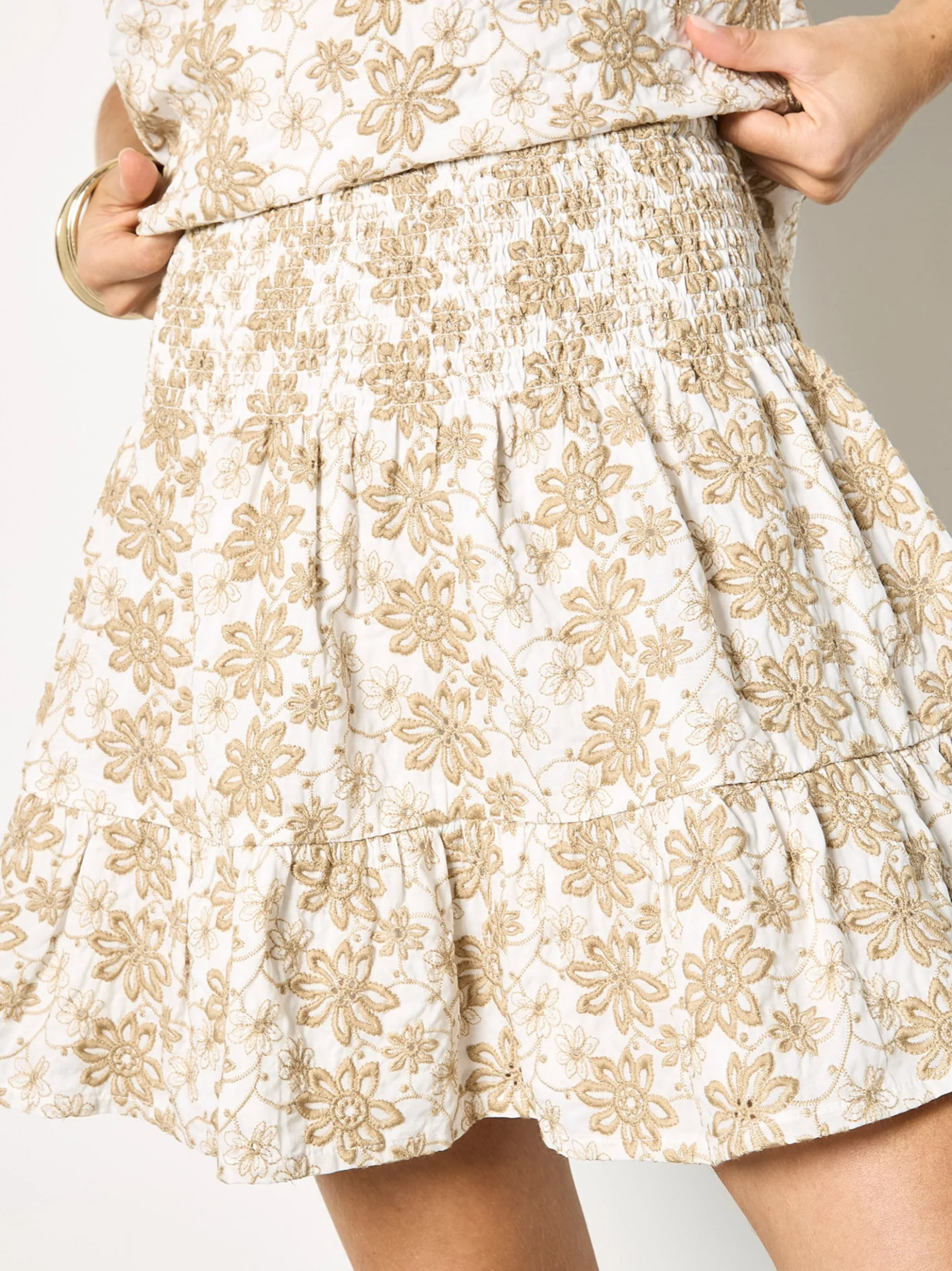 Apricot Damen Rock in beige weiß - Länge: kurz