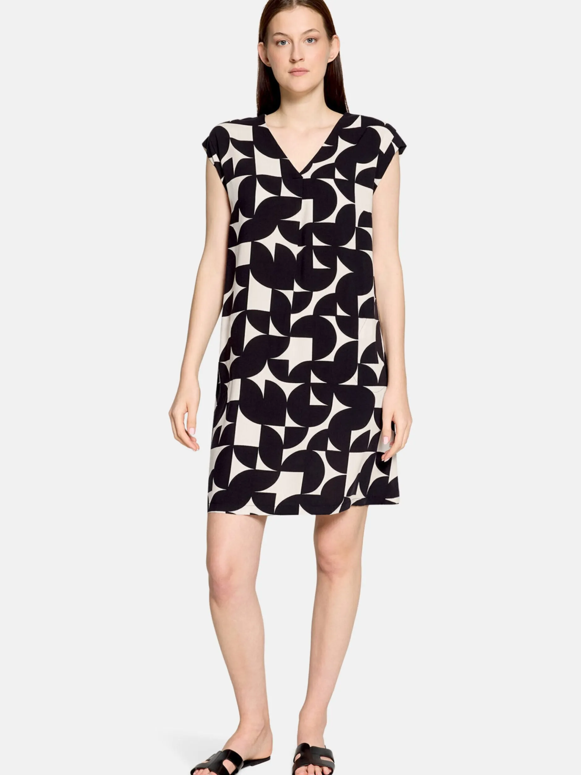 Betty & Co Damen Casual-Kleid in schwarz beige