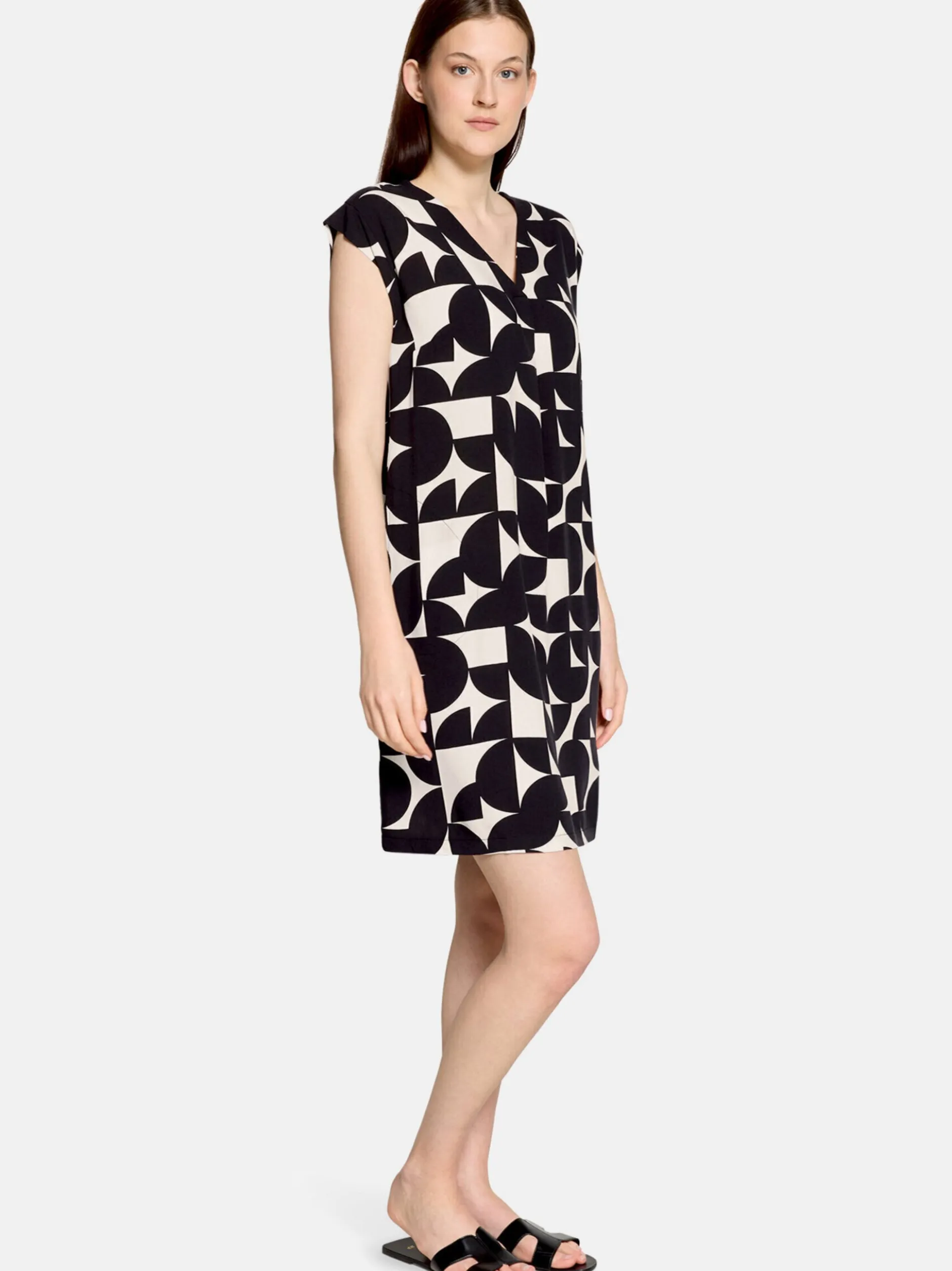 Betty & Co Damen Casual-Kleid in schwarz beige