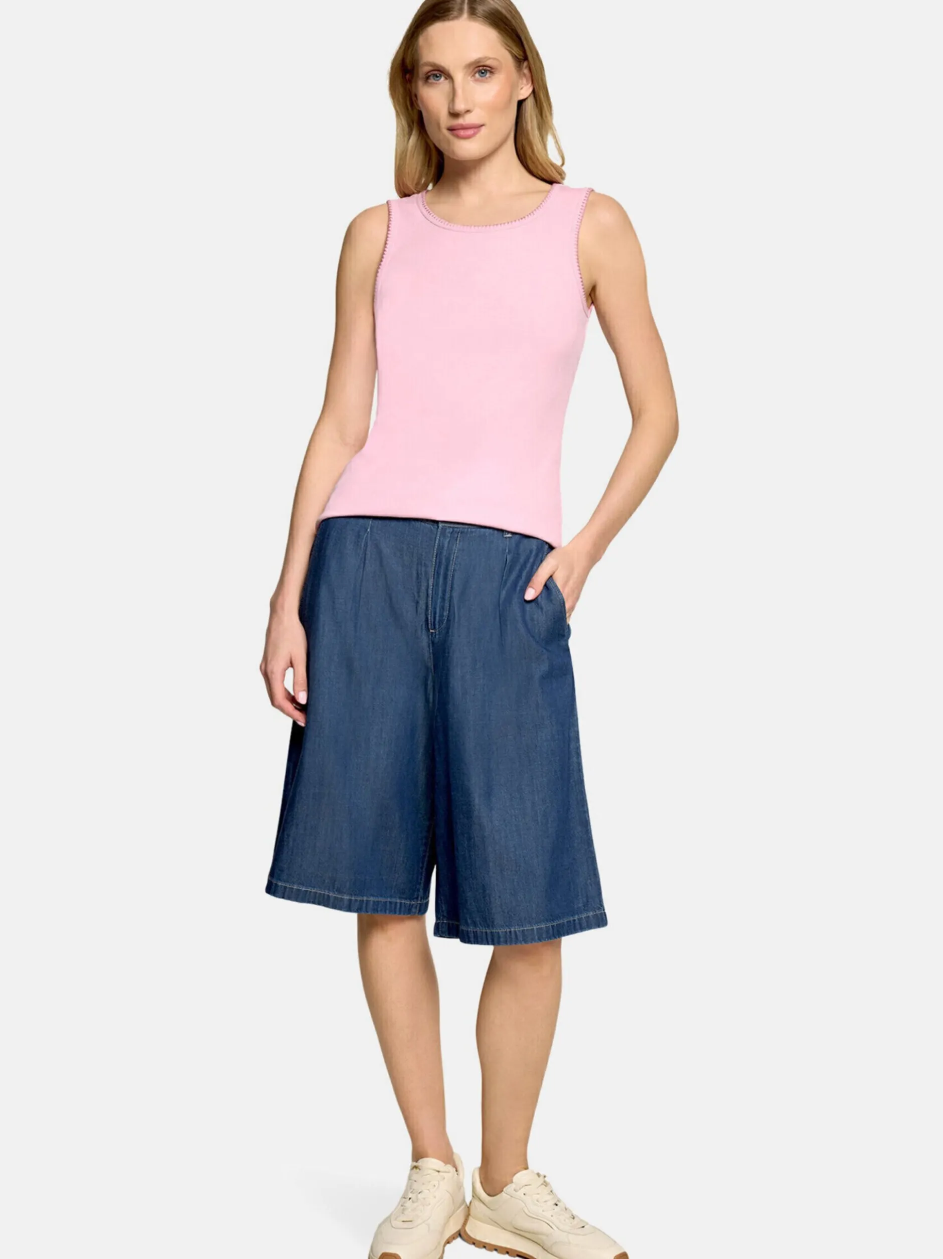 Cartoon Damen Top in flieder