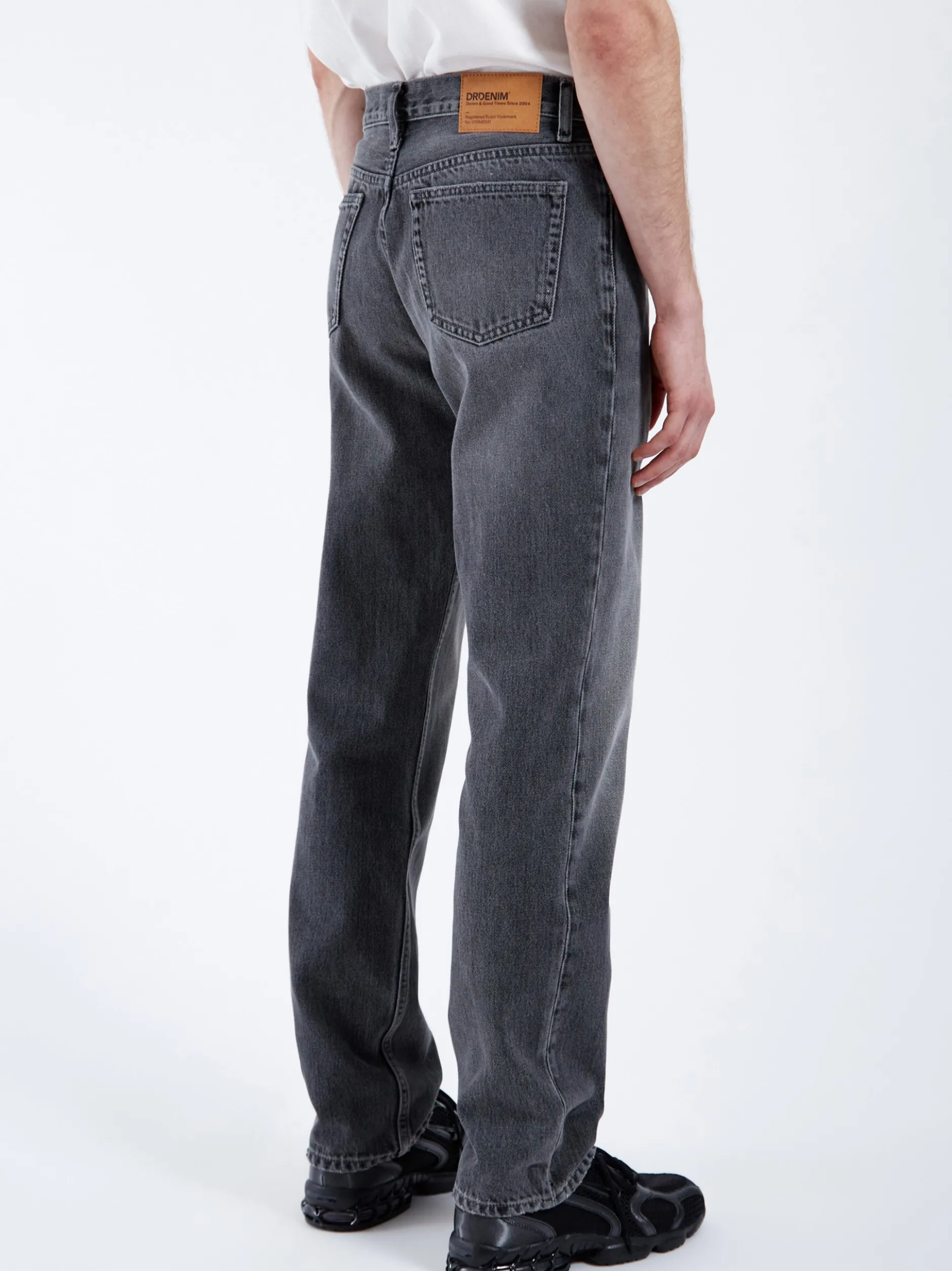 Dr. Denim Herren Jeans – Dash Straight in grau