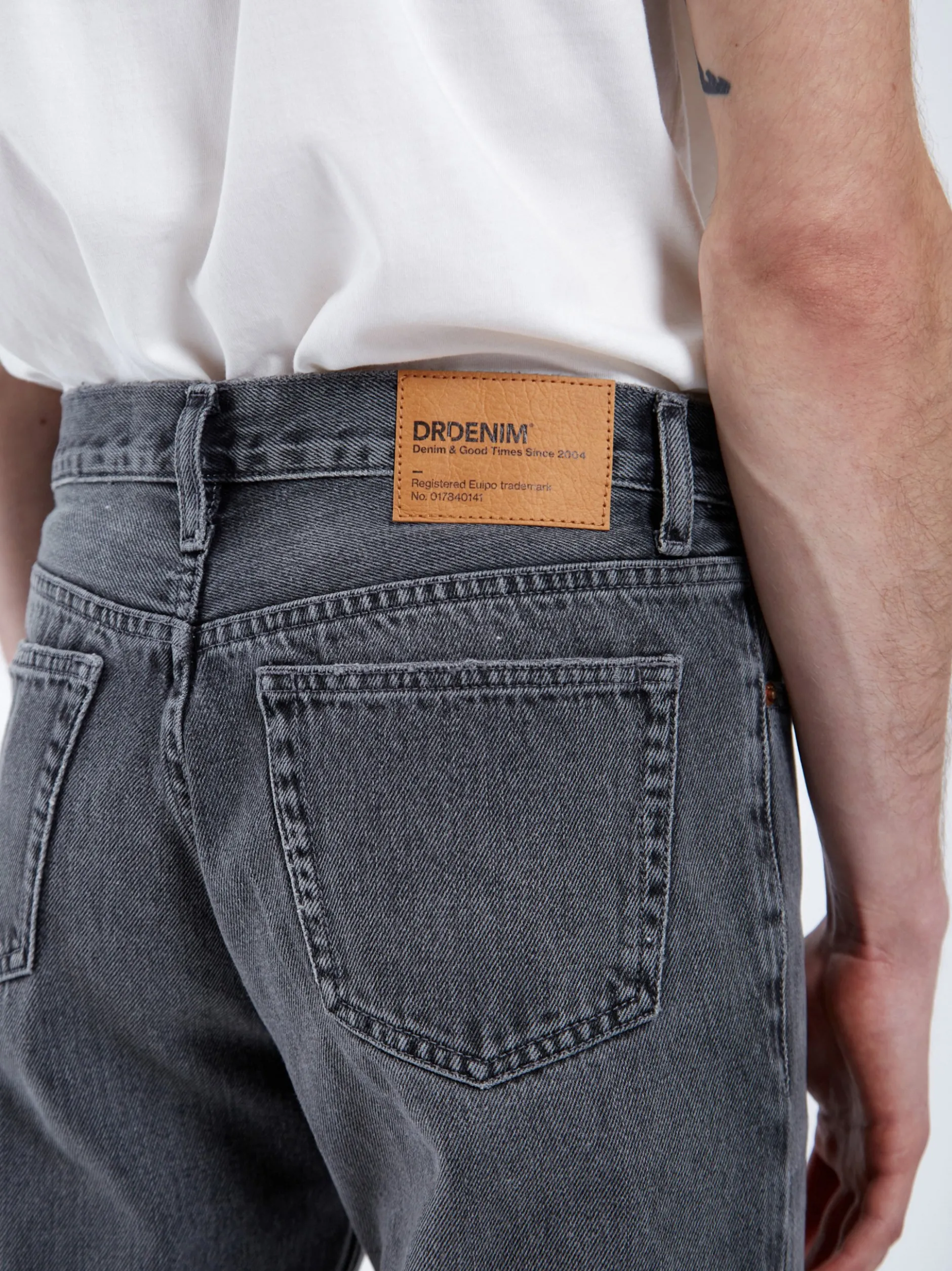 Dr. Denim Herren Jeans – Dash Straight in grau