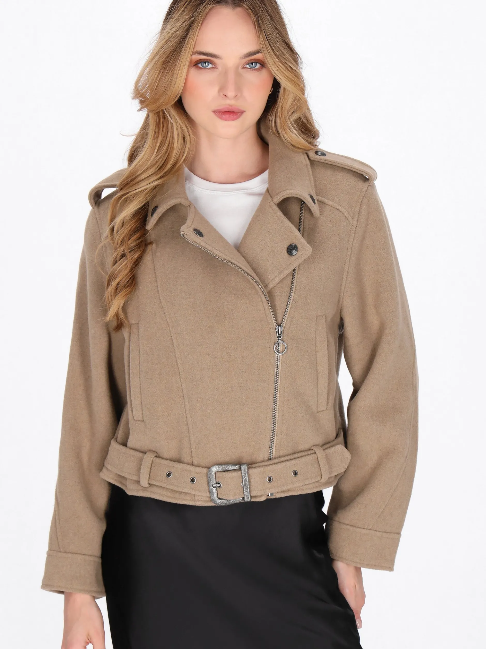 Dreimaster Damen Jacke in camel