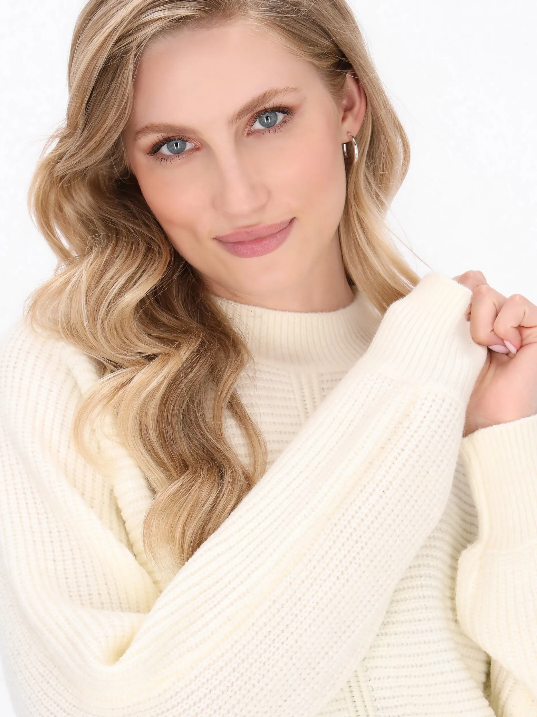 Dreimaster Damen Pullover in weiß - Ausschnitt: Rundhals