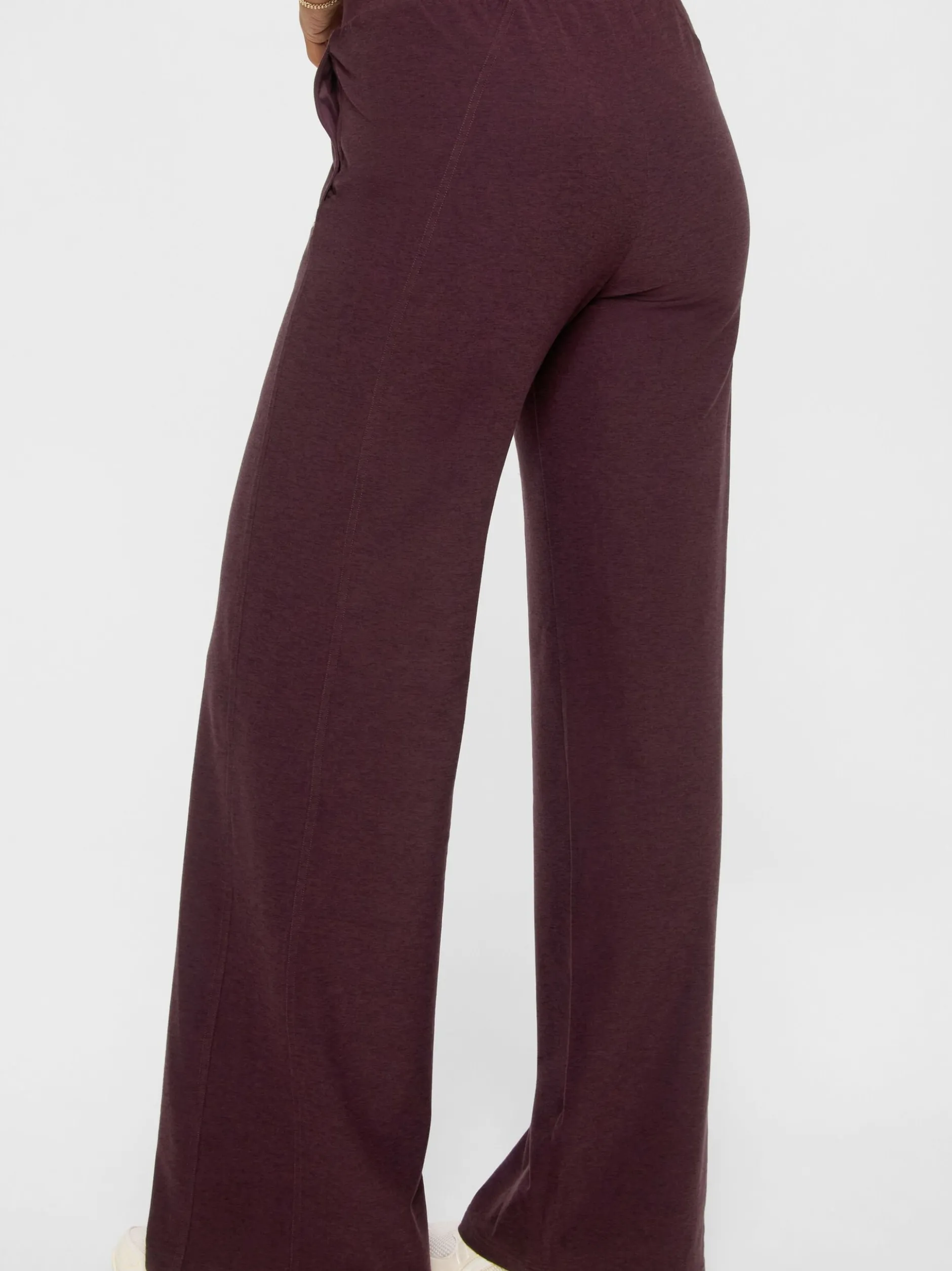 Fabletics Damen Hose in aubergine - Länge: lang