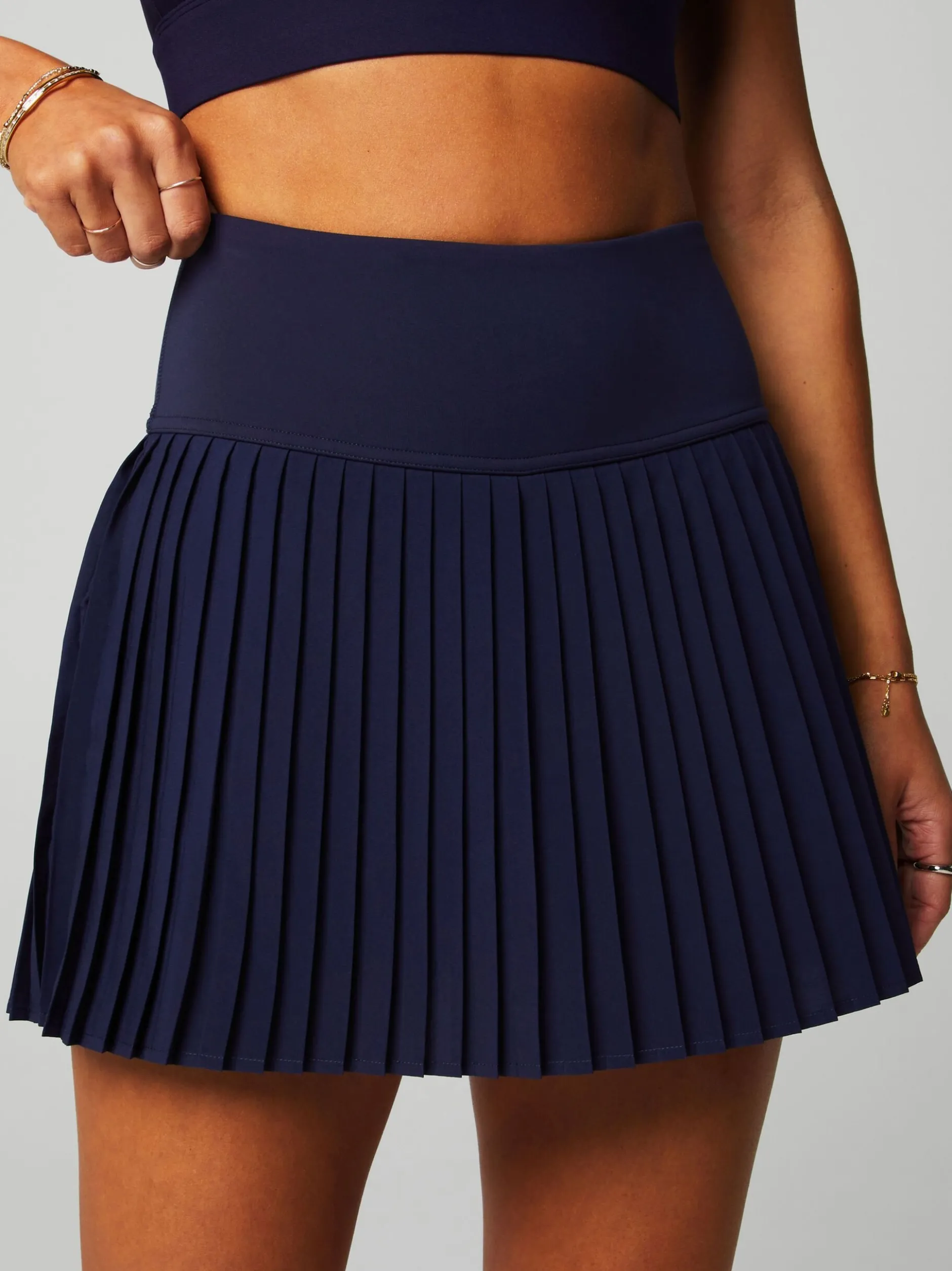 Fabletics Damen Rock in marine - Länge: kurz
