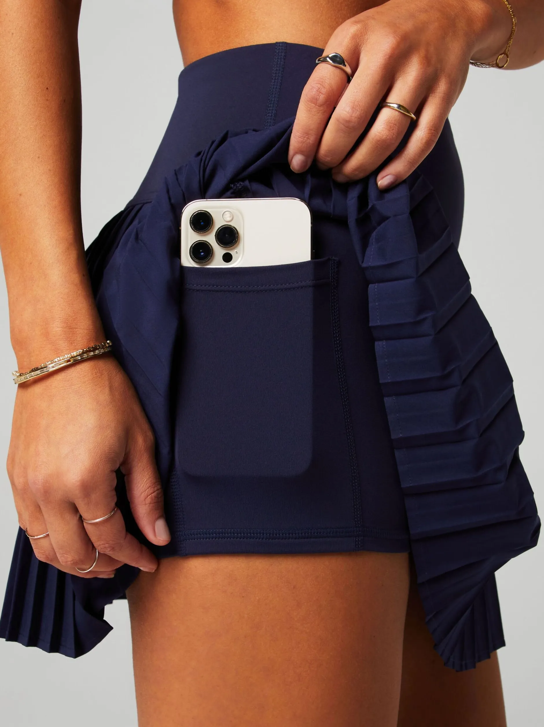 Fabletics Damen Rock in marine - Länge: kurz