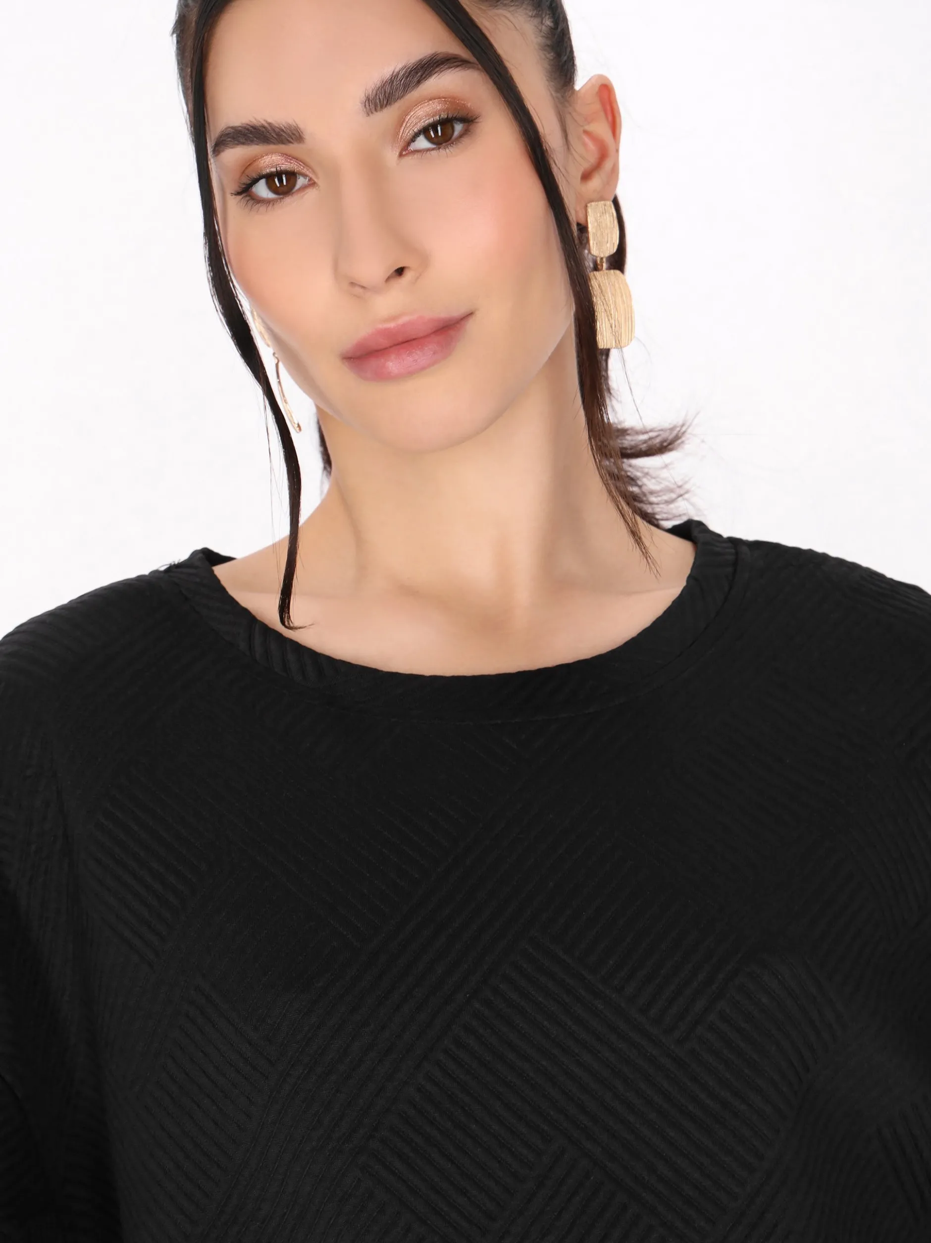 Faina Damen Bluse in schwarz - Ausschnitt: Rundhals