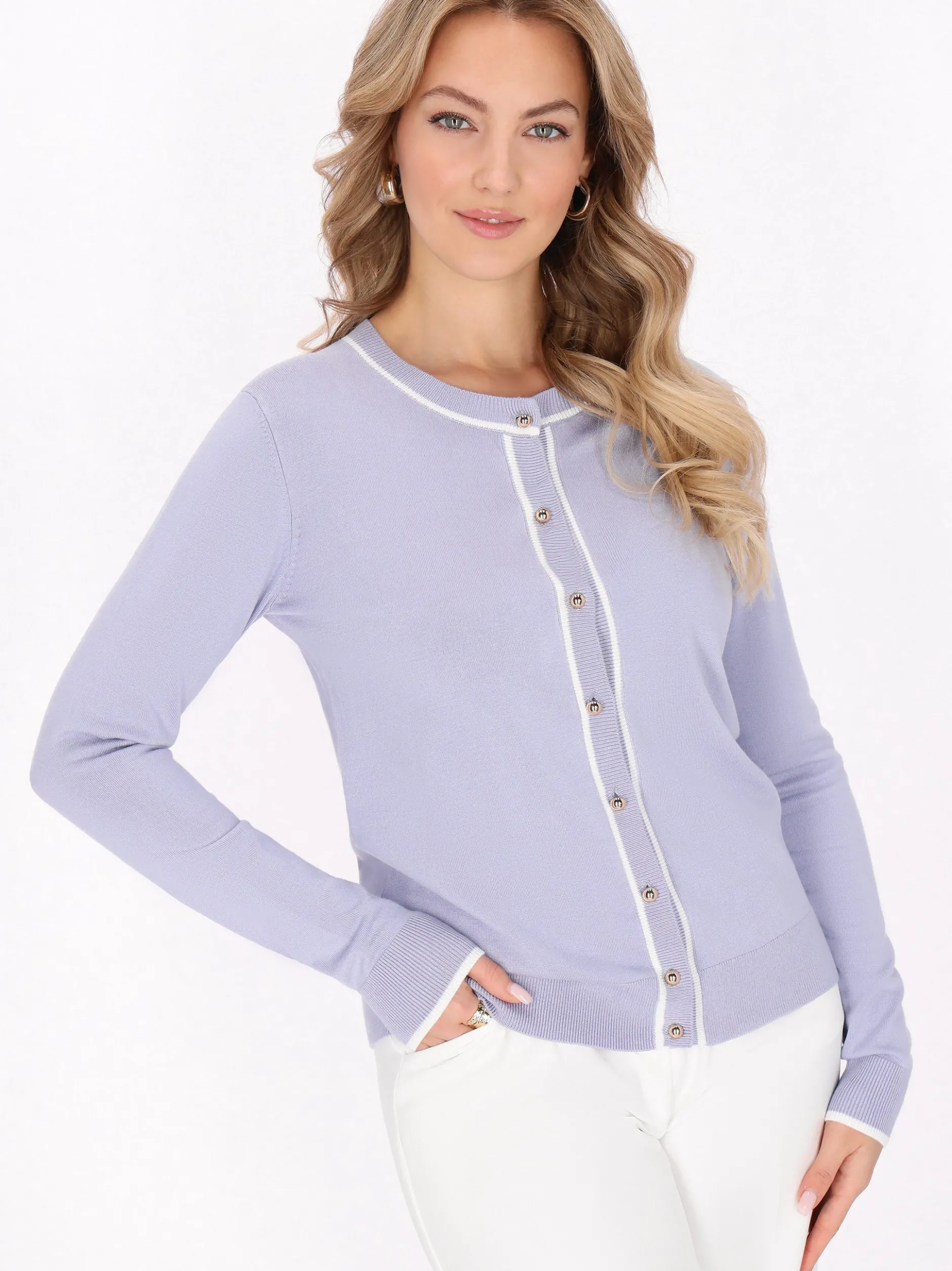 Faina Damen Strickjacke in blau - Ausschnitt: Rundhals