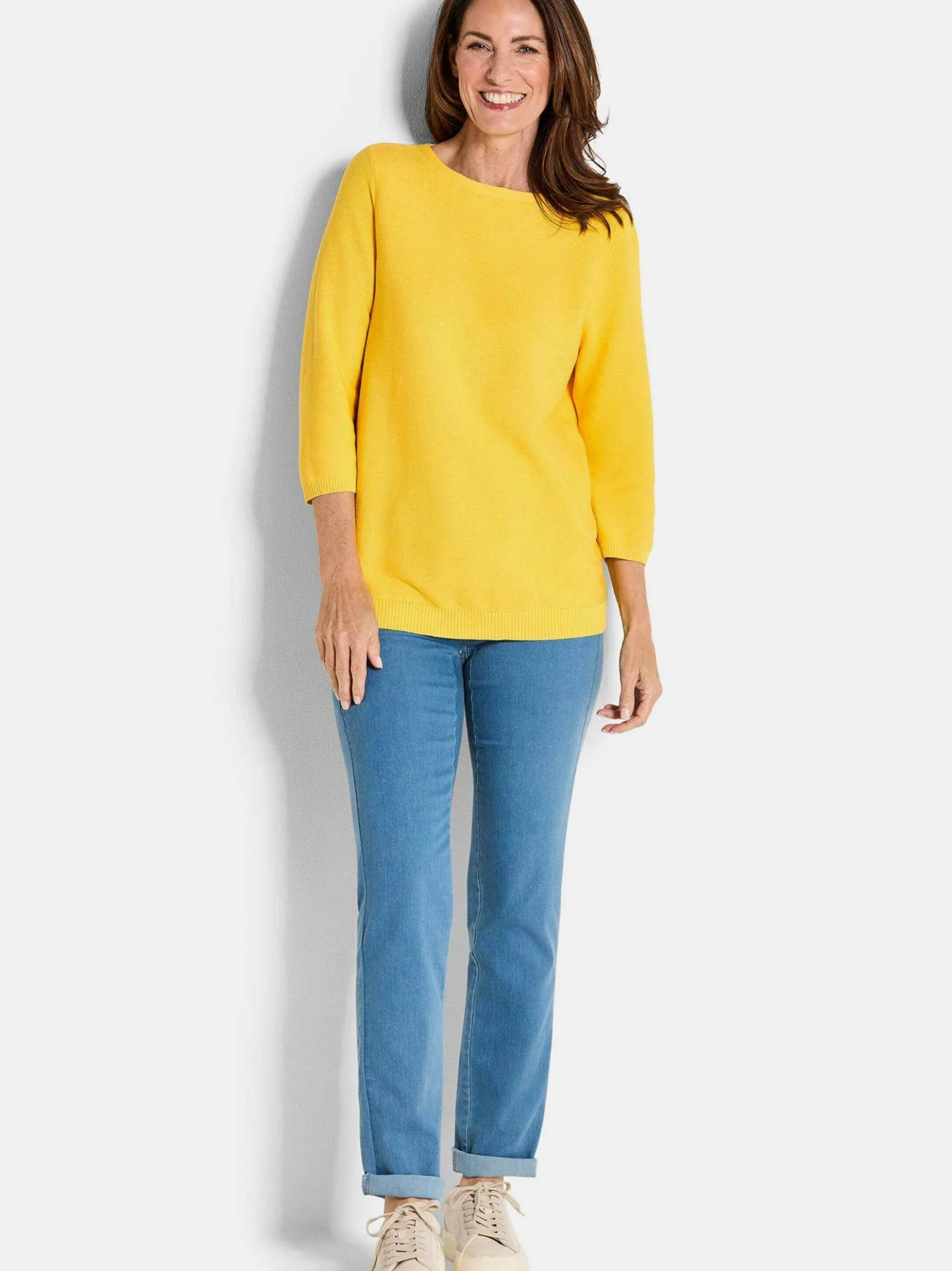 Goldner Damen Pullover - Kurzgröße in gelb