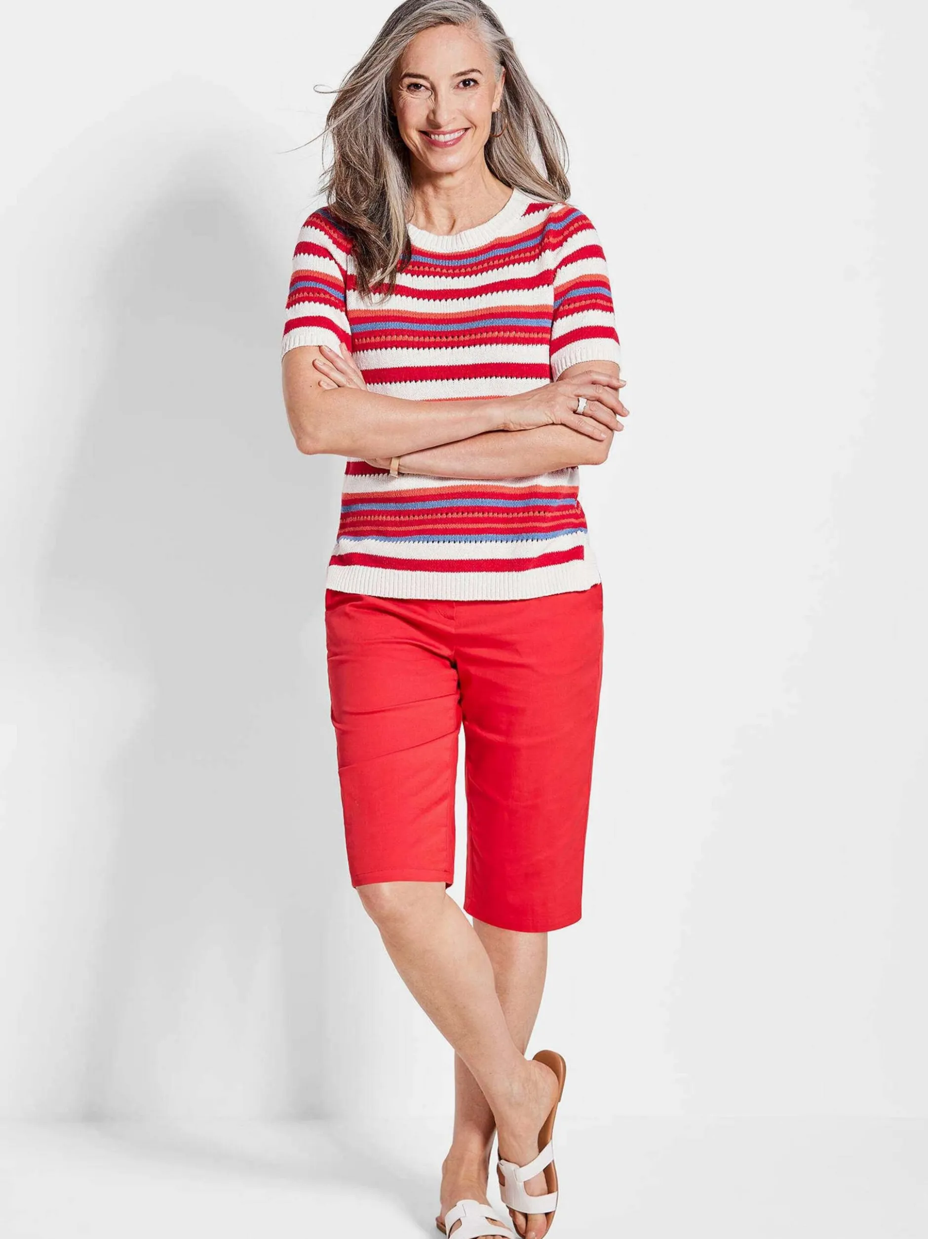 Goldner Damen Pullover - Kurzgröße in rot