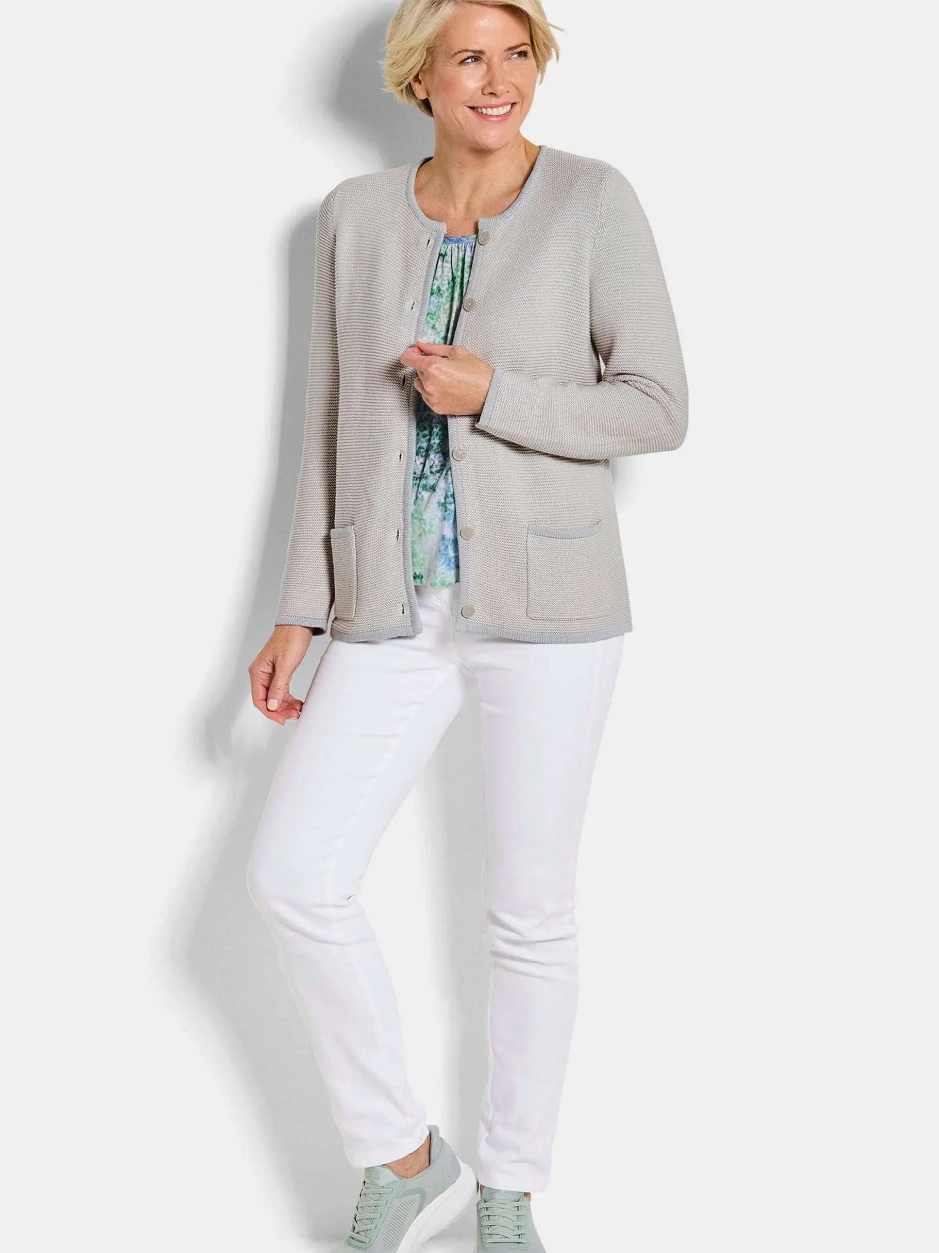 Goldner Damen Strickjacken - Kurzgröße in beige