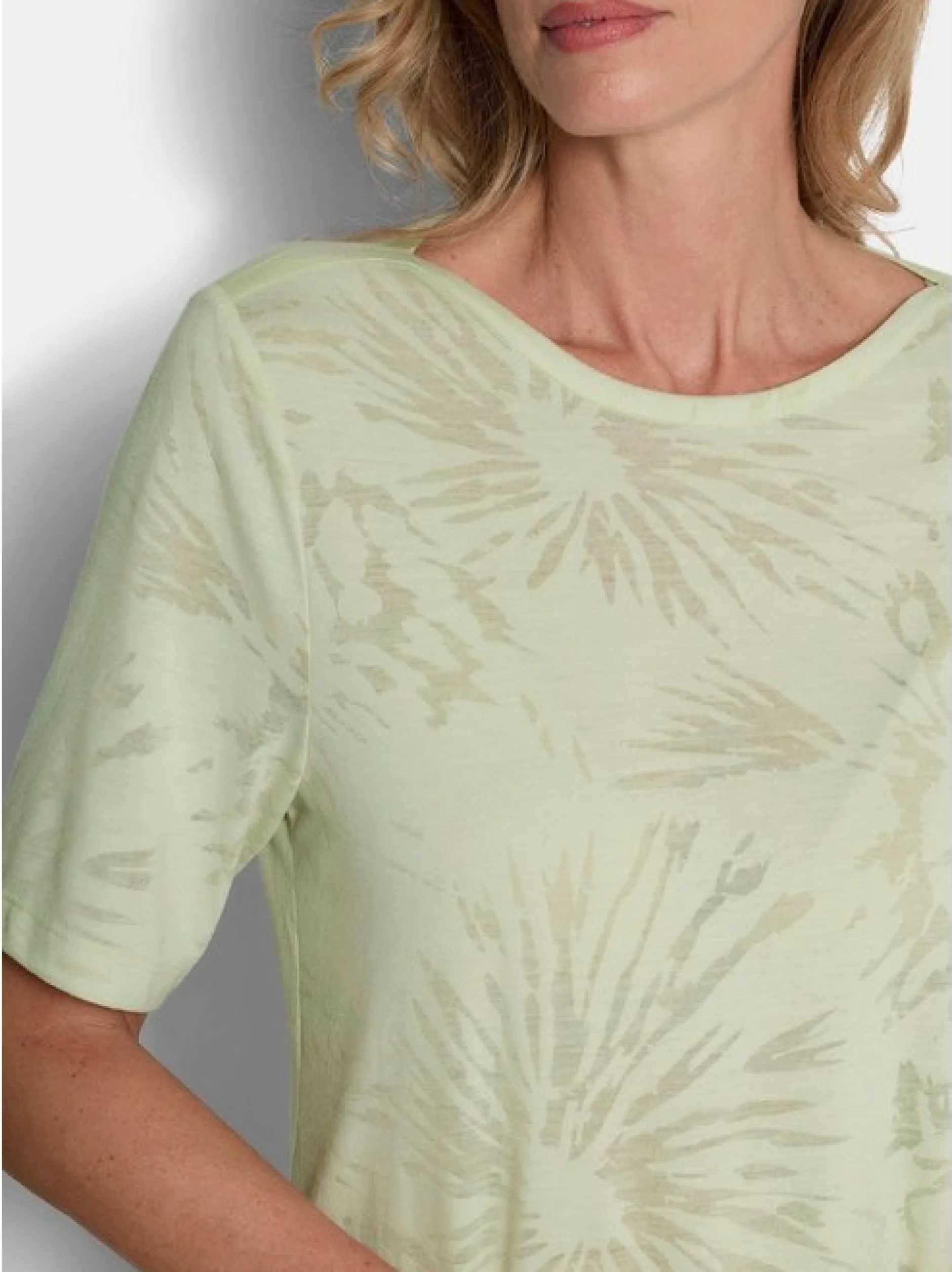 Goldner Damen T-Shirts - Kurzgröße in grün