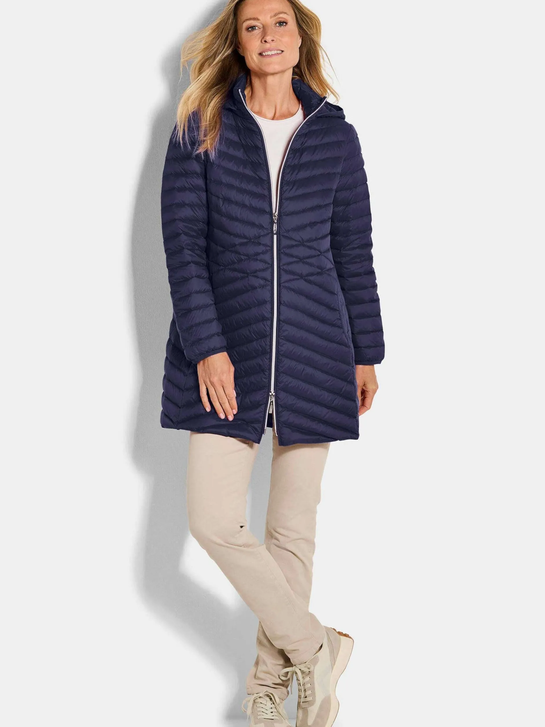 Goldner Damen Winterjacken - Kurzgröße in marine