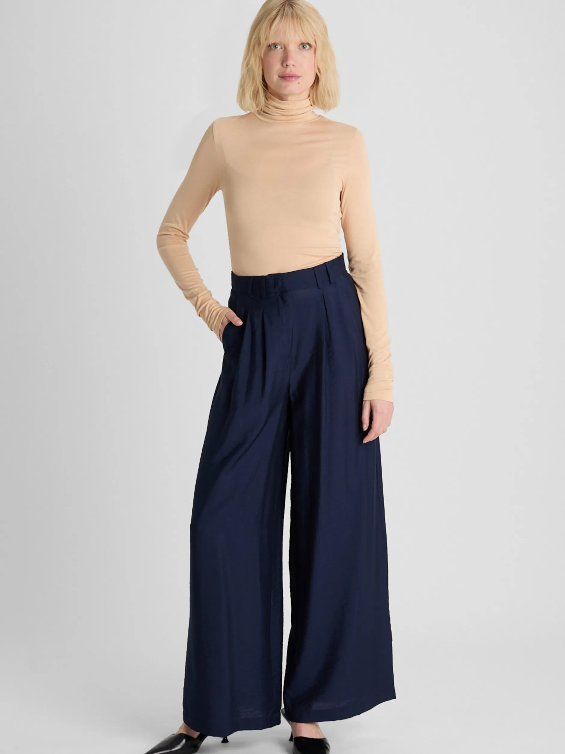 Guido Maria Kretschmer Damen Bundfaltenhose - Finja in marine