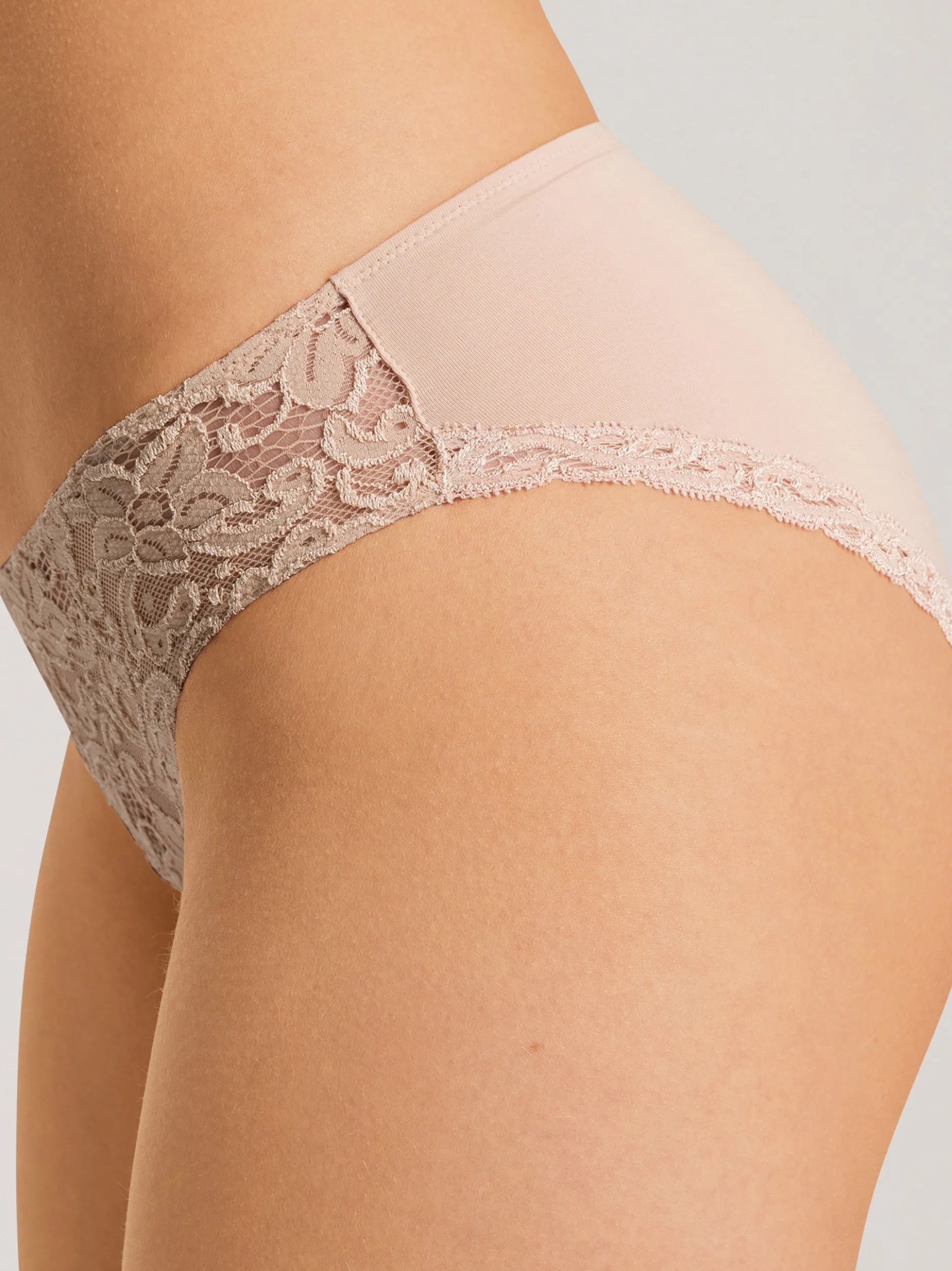 Hanro Damen Minislip - Moments in beige