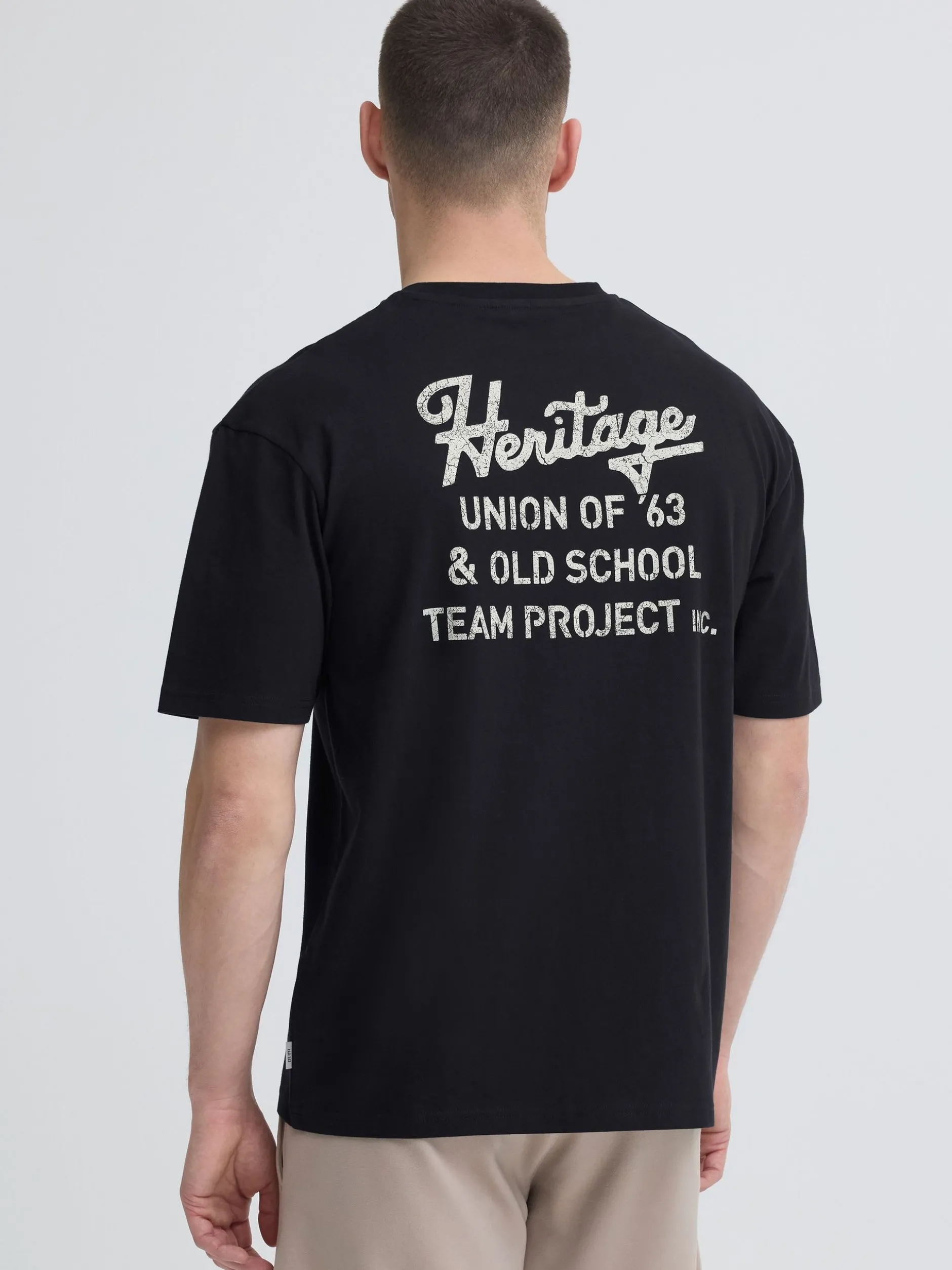 Indicode Herren Rundhalsshirt - IDBrybell in schwarz