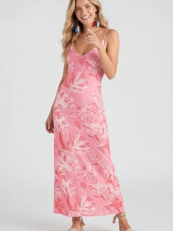IZIA Damen Kleid in pink - Ausschnitt: Rundhals