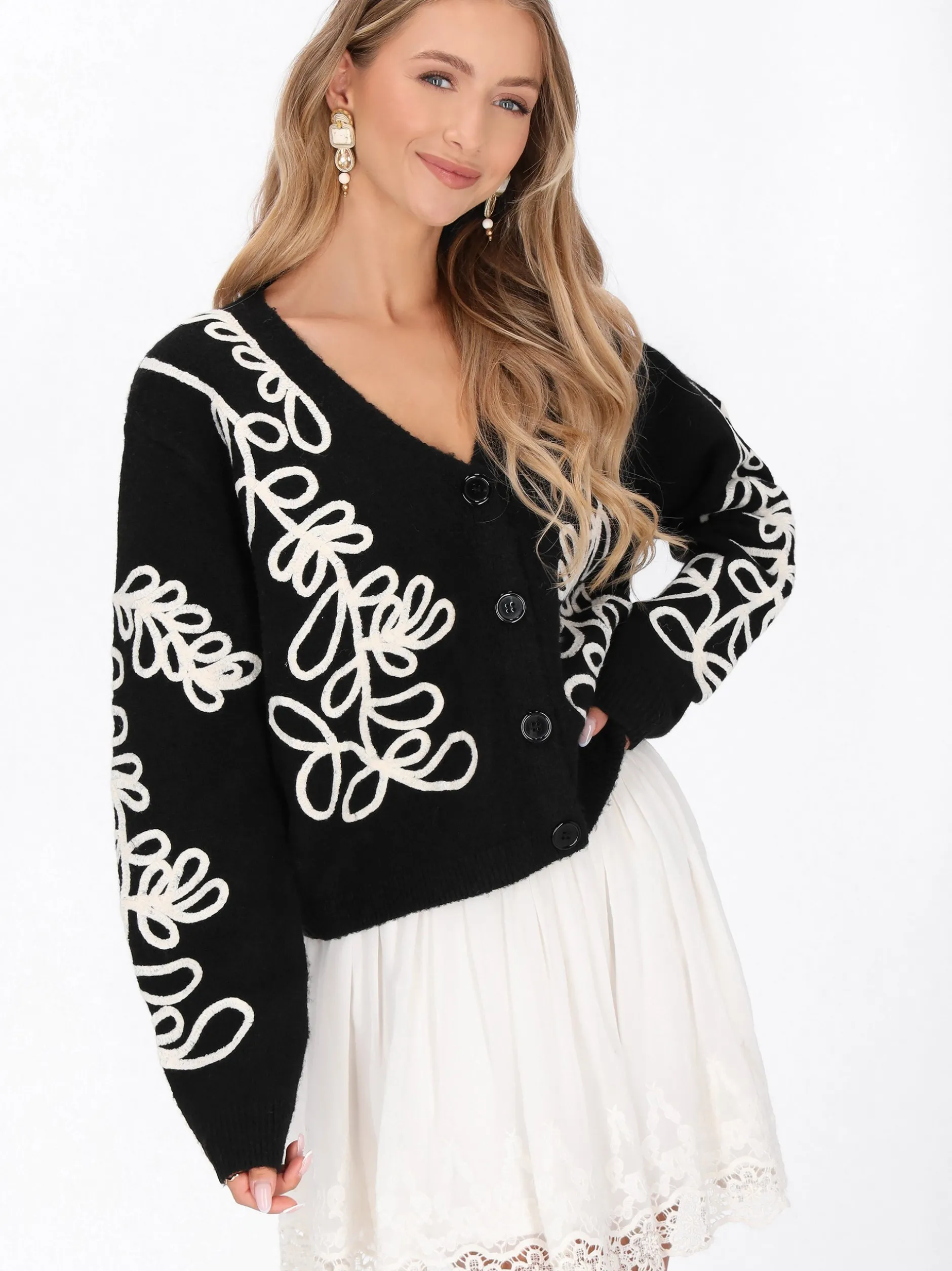 IZIA Damen Strickjacke in schwarz
