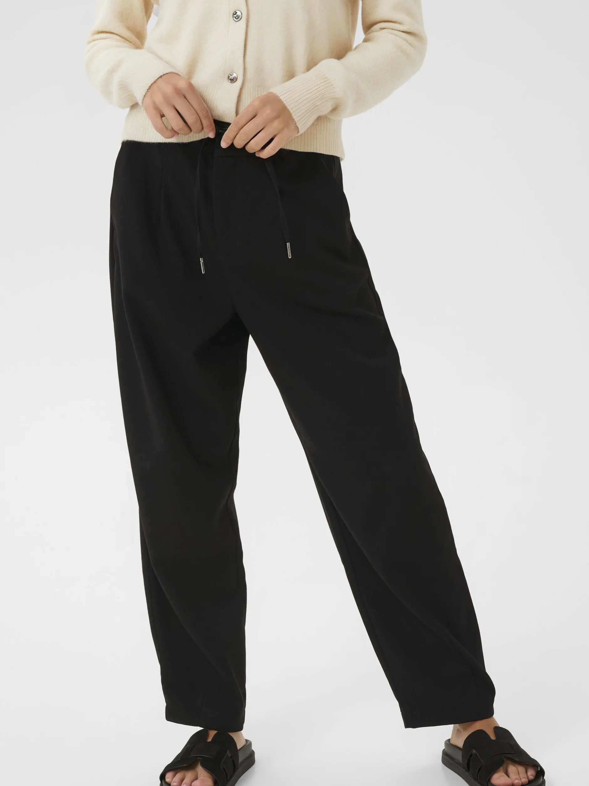 Kaffe Damen Hose KAmerle Hohe Taille in schwarz