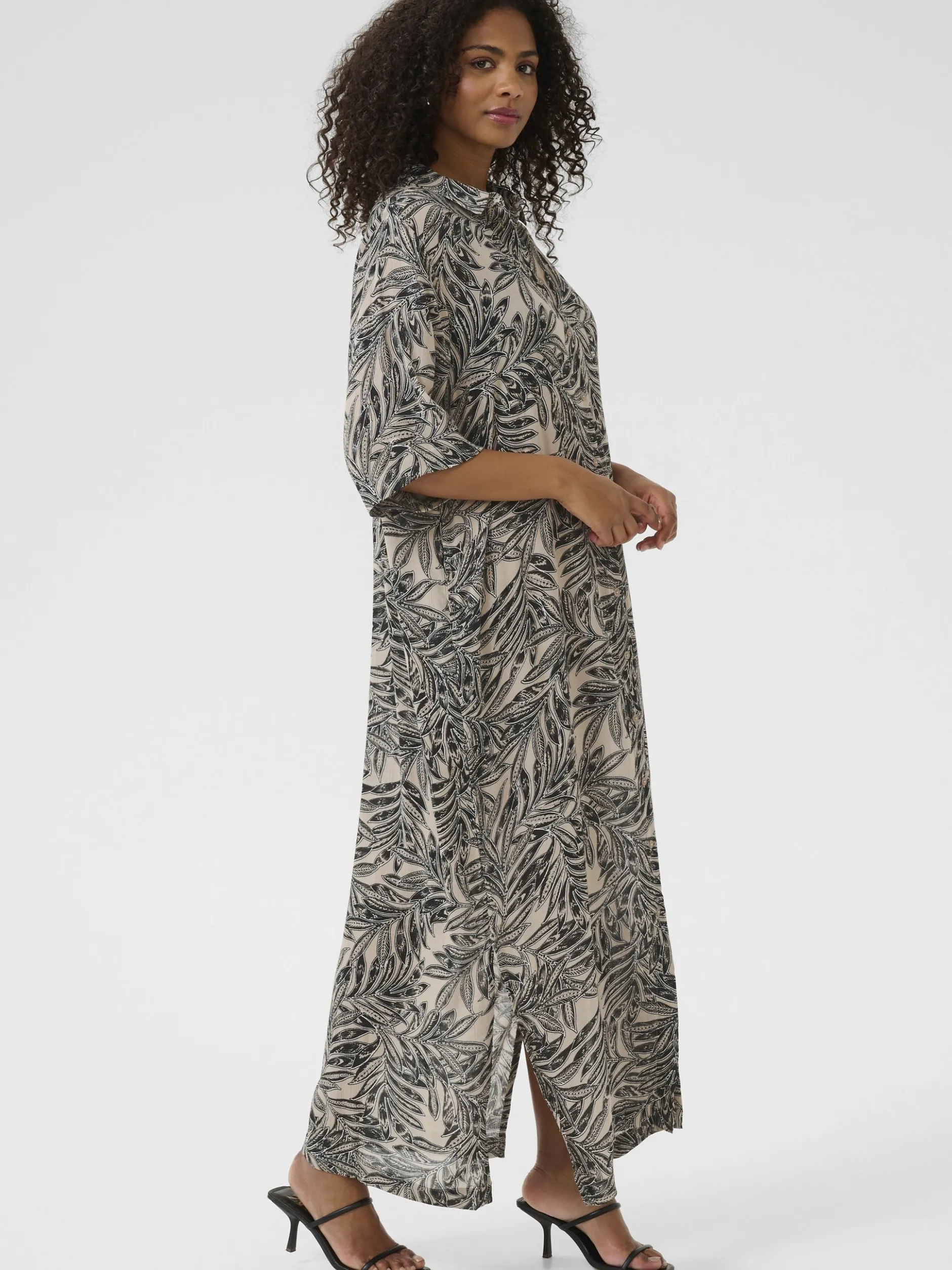 Kaffe Damen Kleid KAthora in ecru schwarz