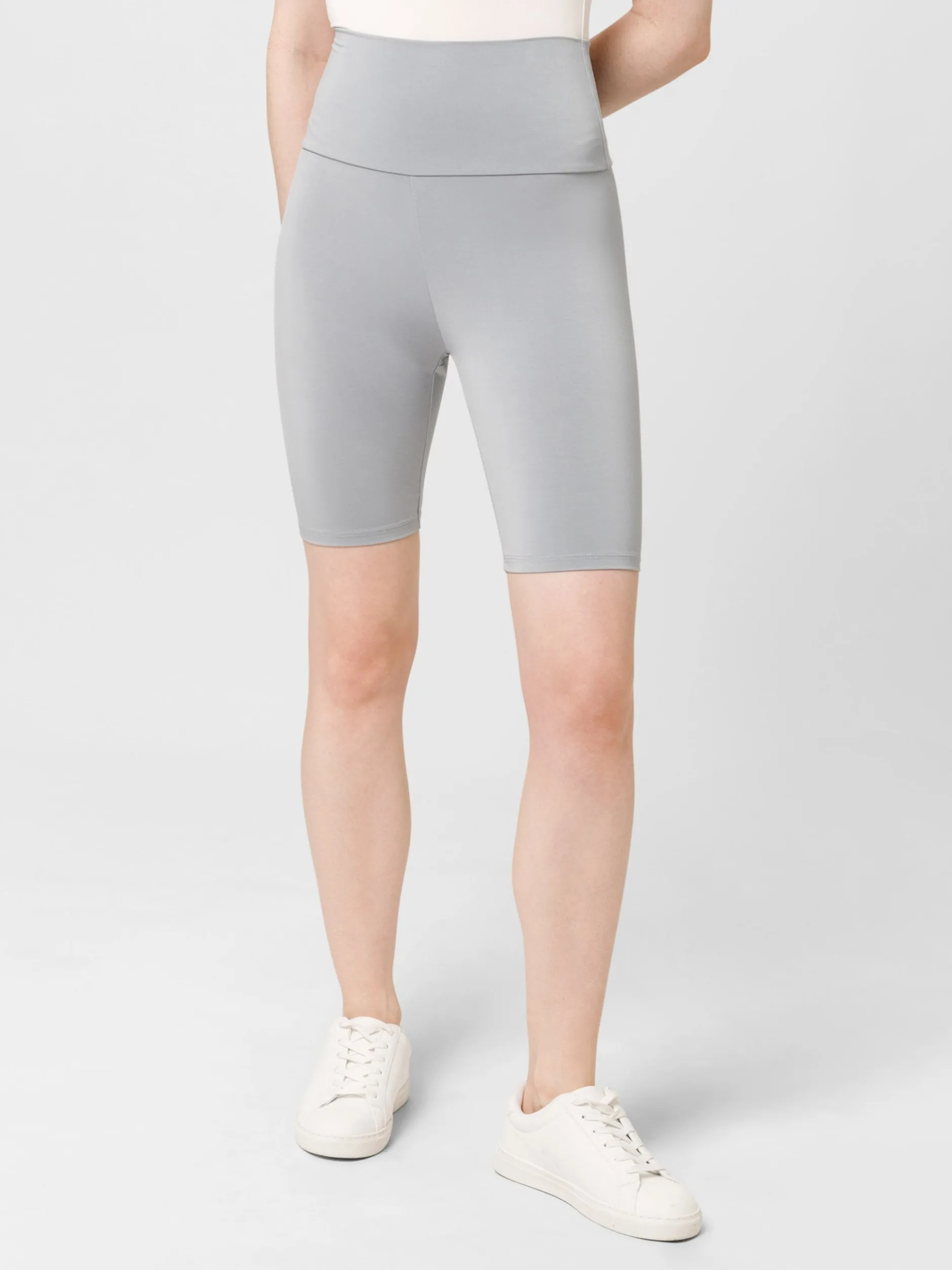 Les Lunes Damen Shorts in grau