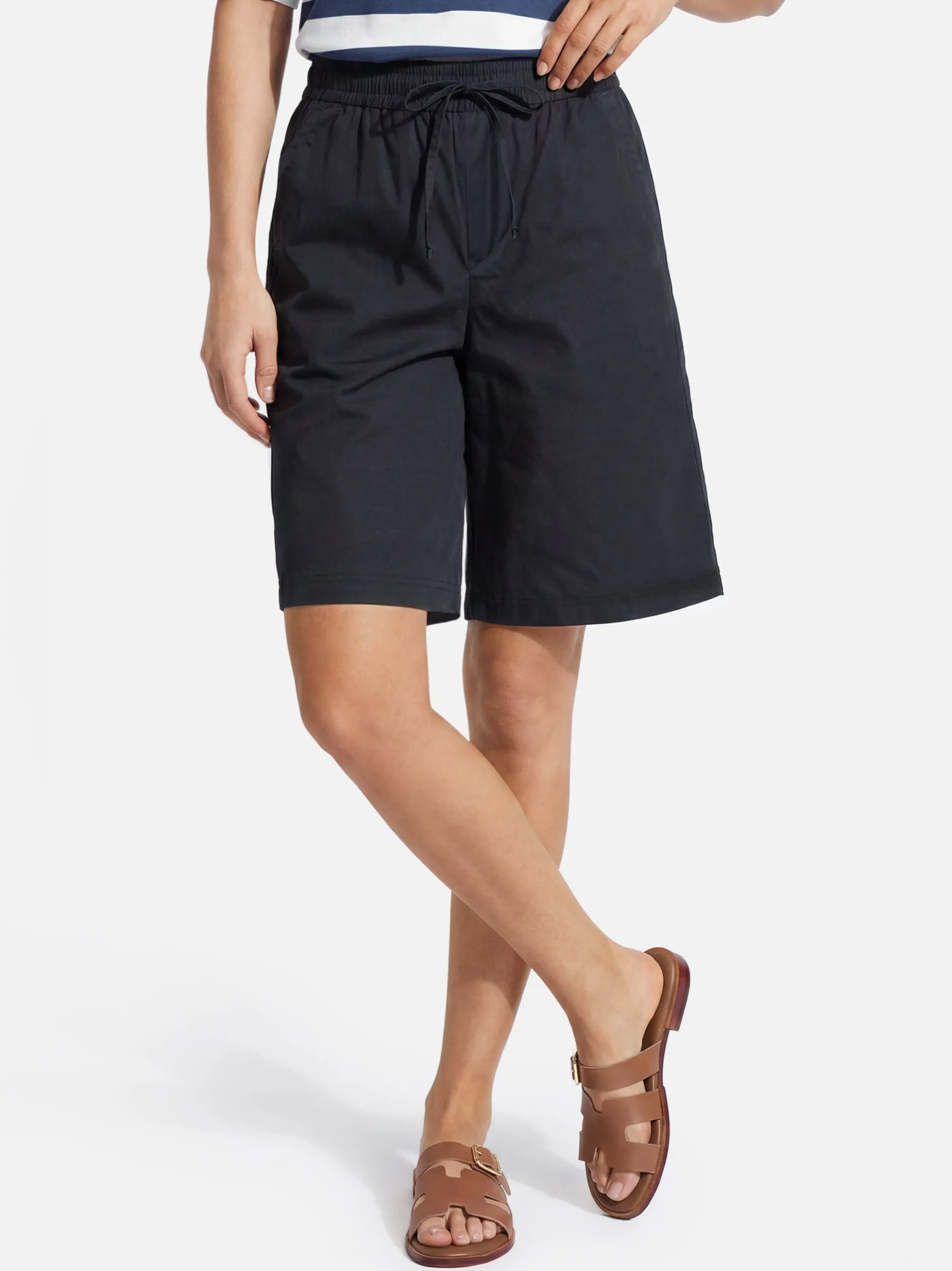 MAC Damen Bermuda in marine - Länge: mittel