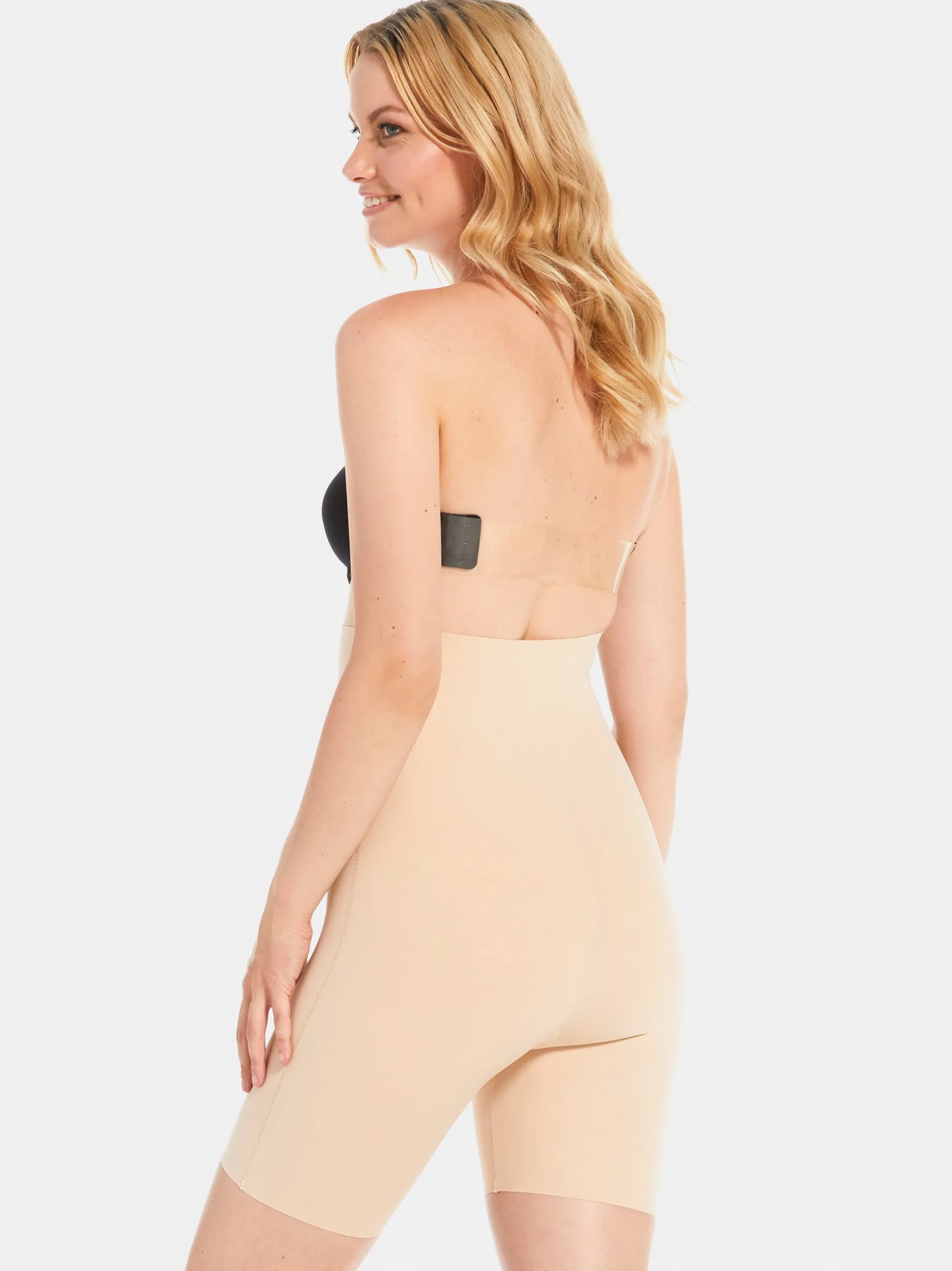 MAGIC Bodyfashion Damen Shapewear - Maxi Sexy Hi-Bermuda in beige