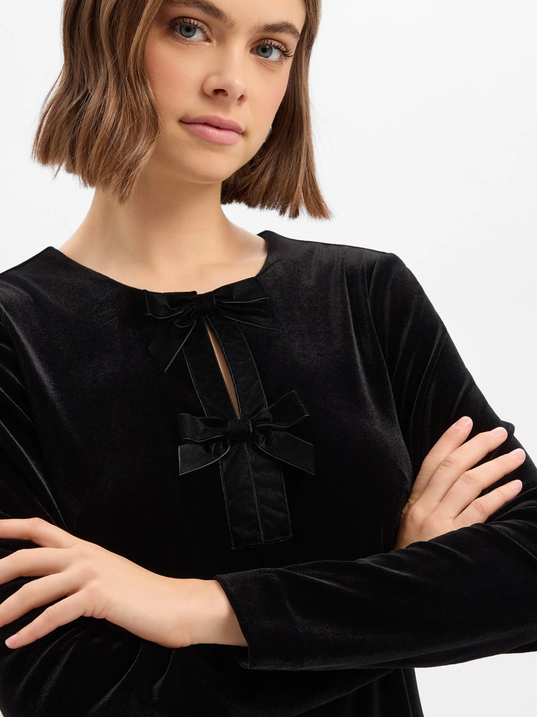 Marie Lund Damen Samtkleid in schwarz - Ärmel: langarm