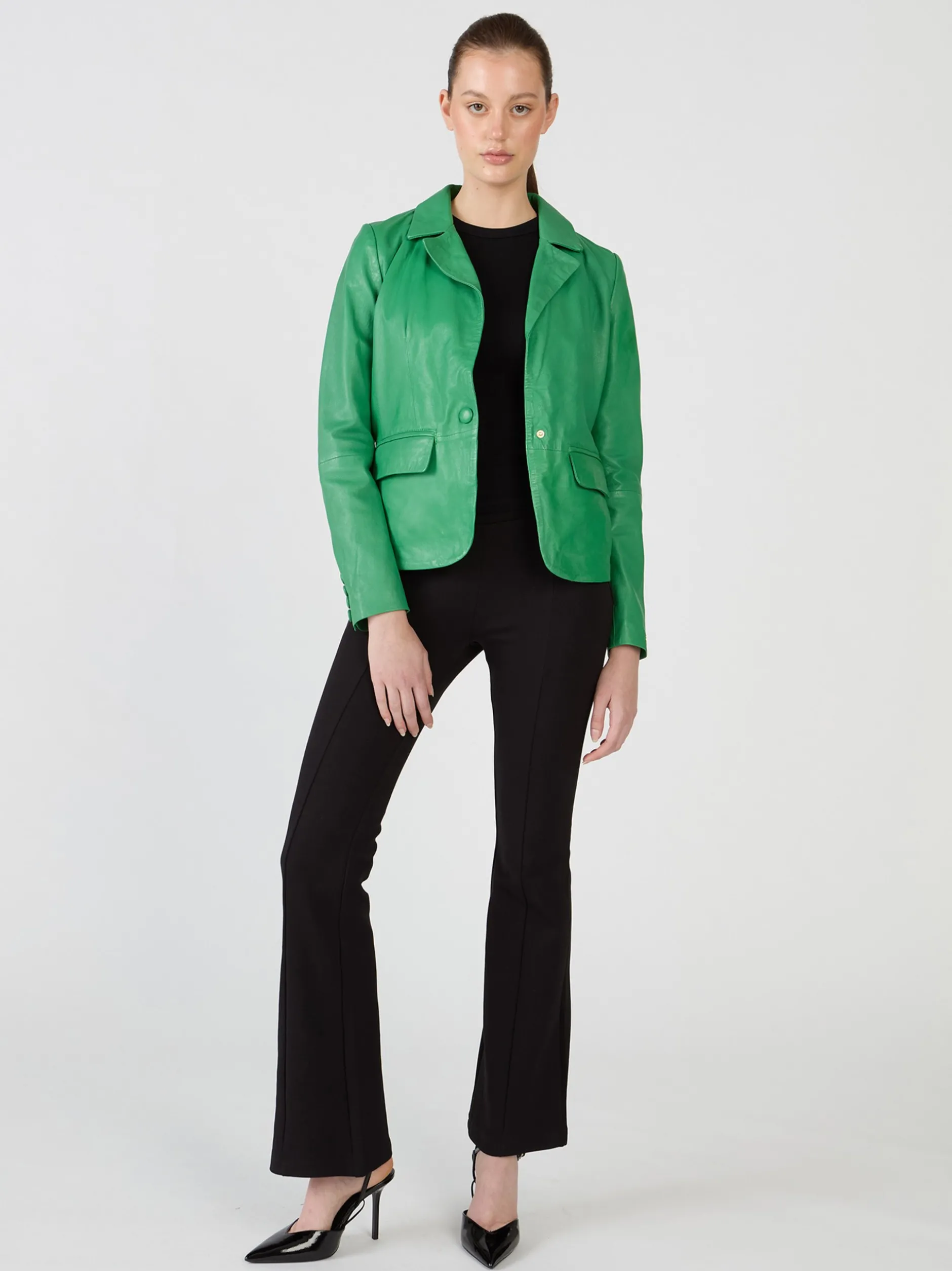 Maze Damen Lederblazer in grün