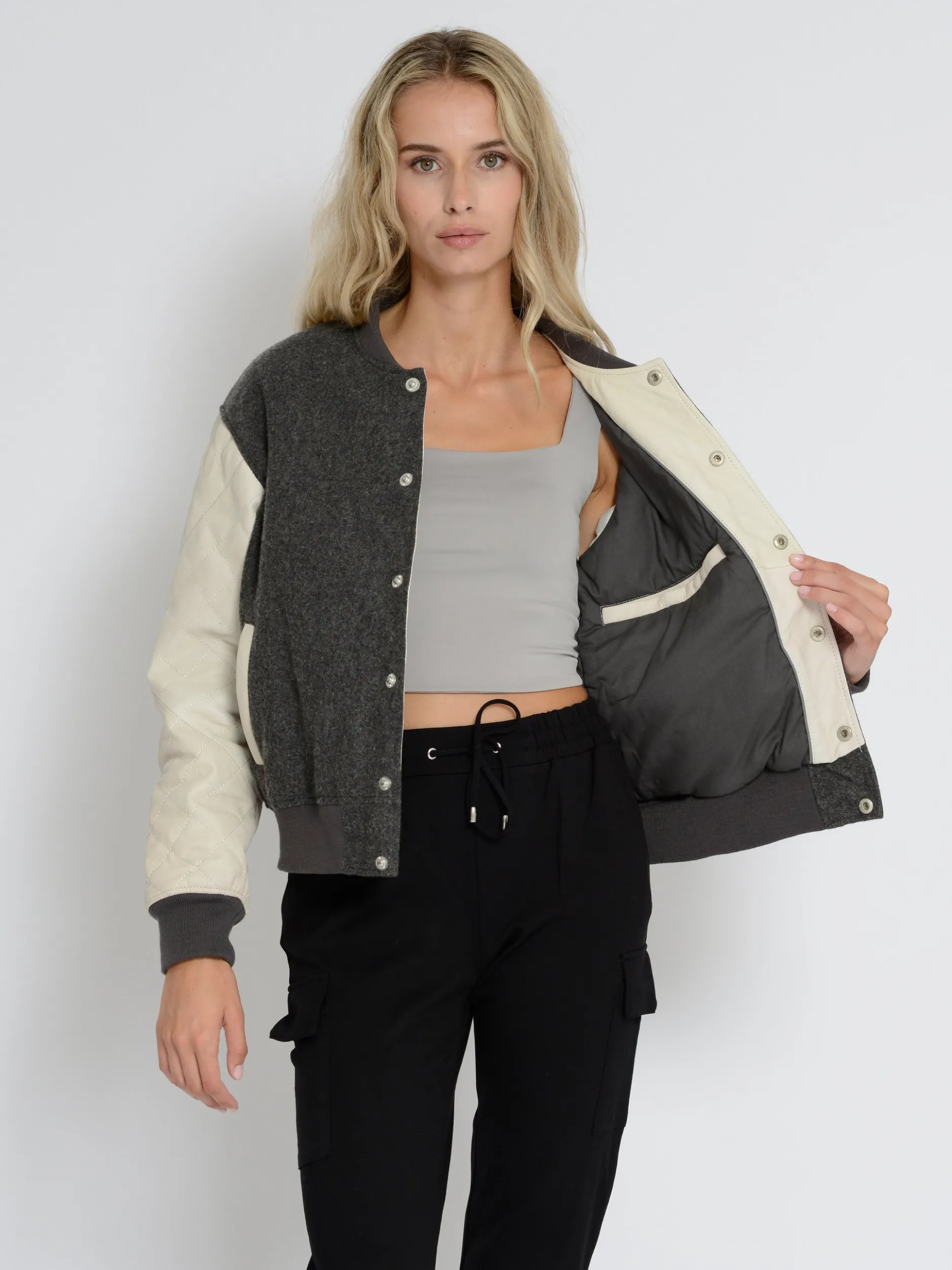 Mustang Damen Lederblouson in grau