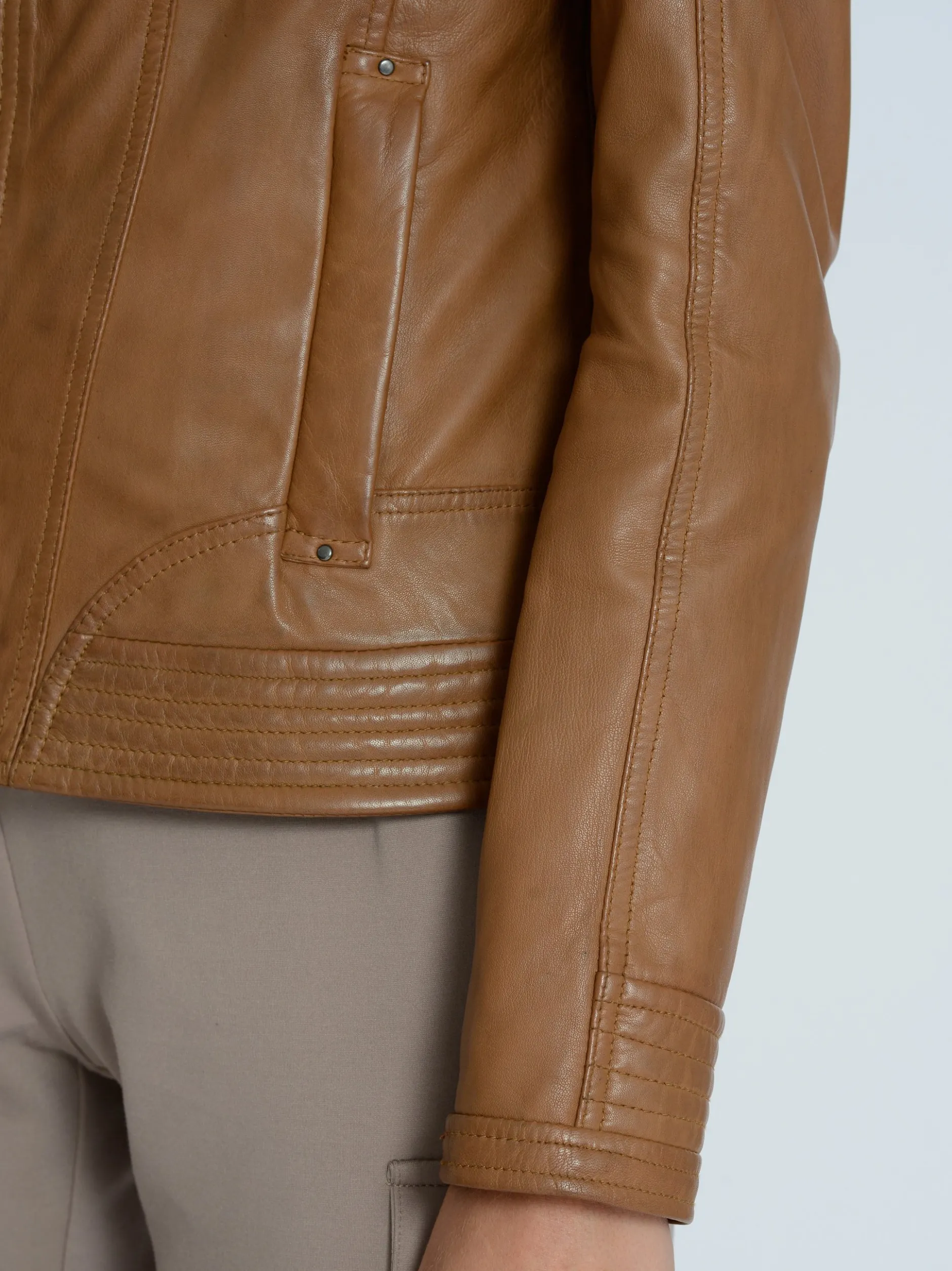 Mustang Damen Lederjacke in cognac