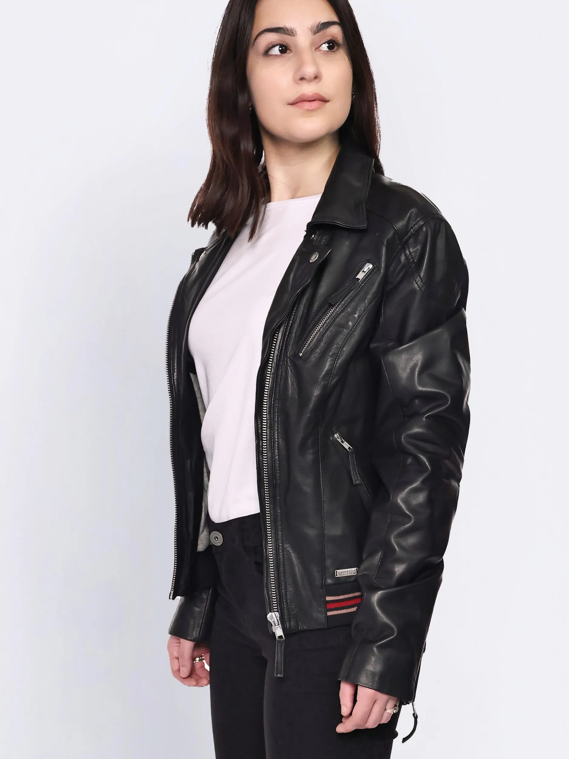 Mustang Damen Lederjacke in schwarz