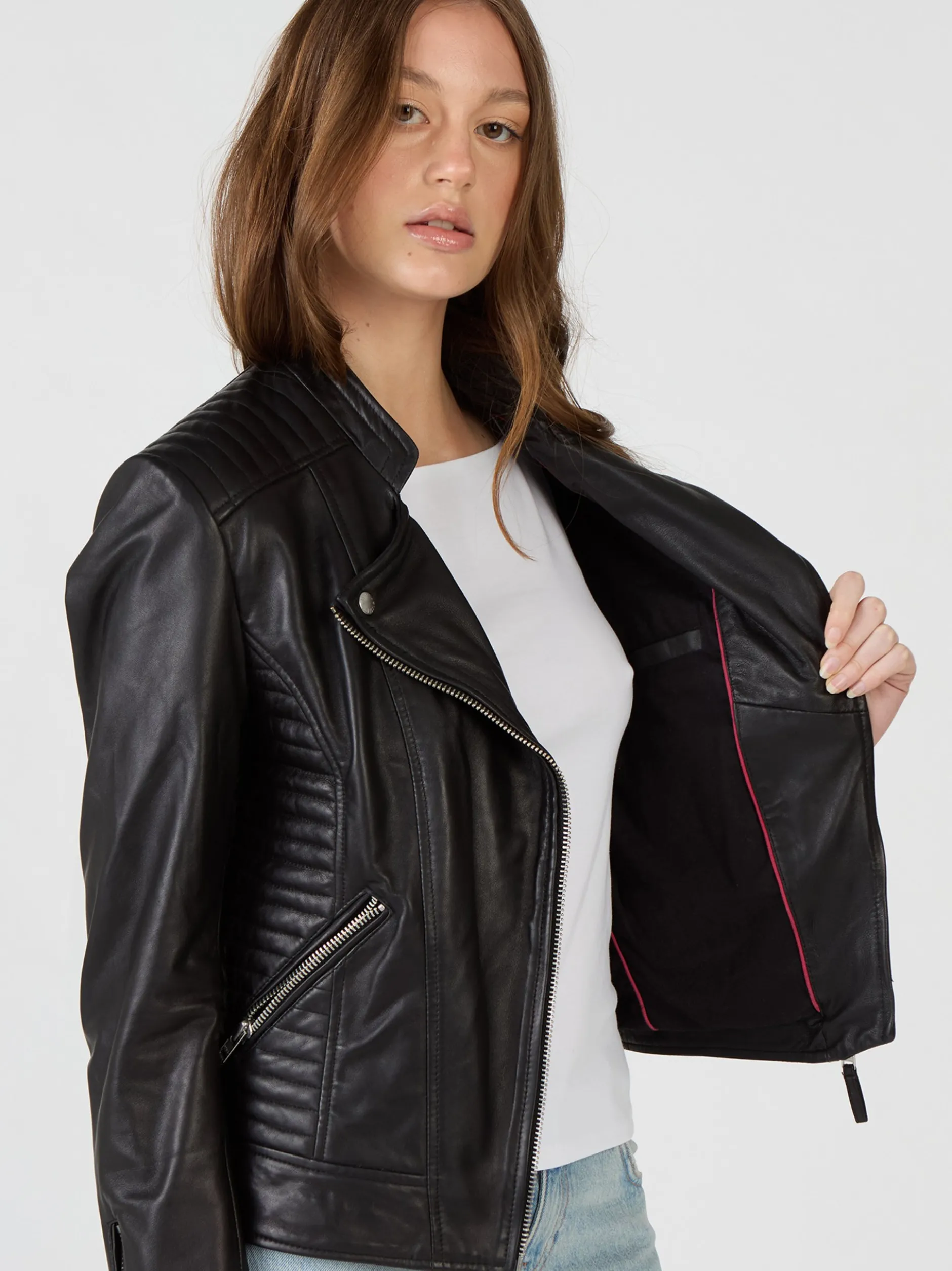 Mustang Damen Lederjacke in schwarz