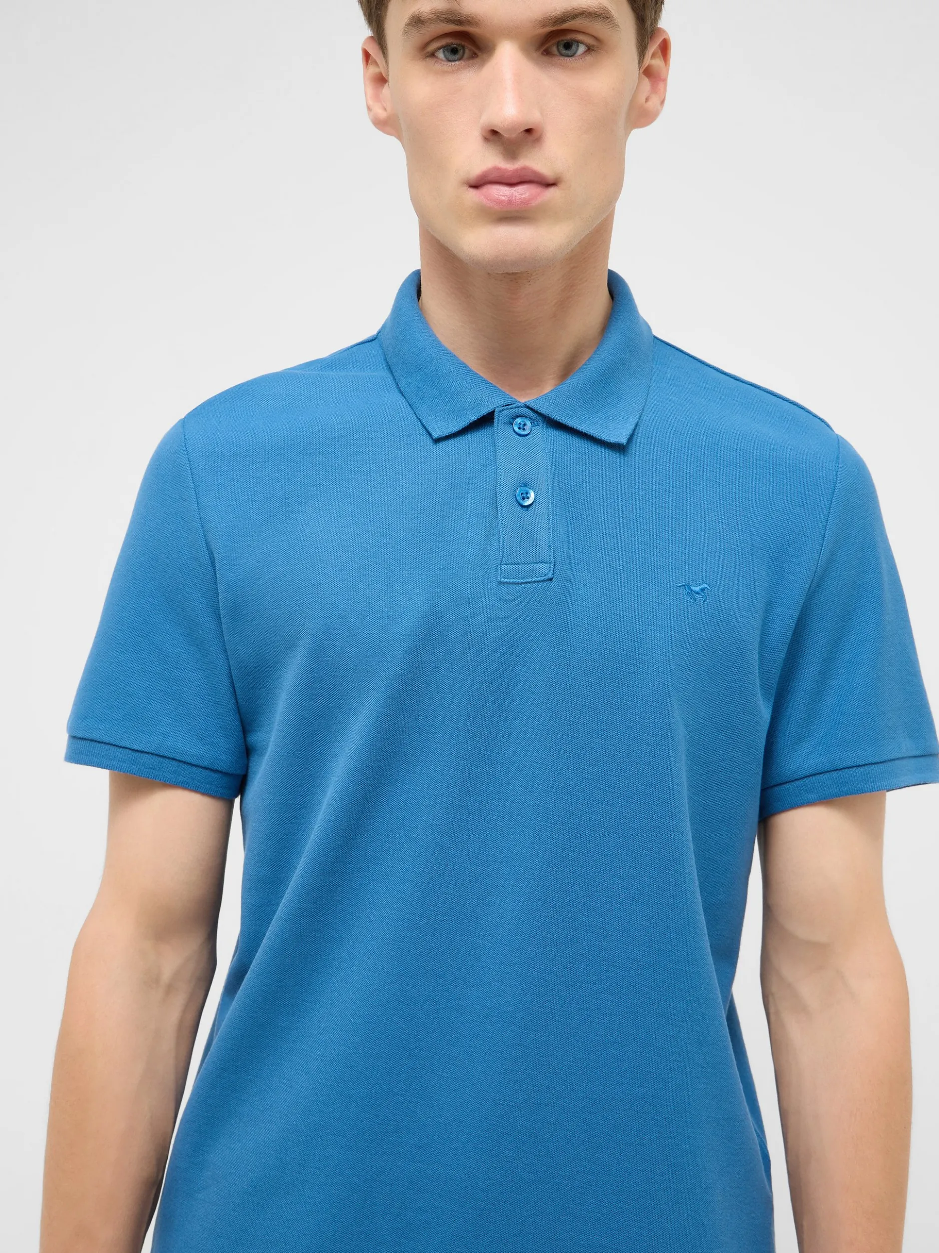 Mustang Herren Polo in blau - Ausschnitt: Henley