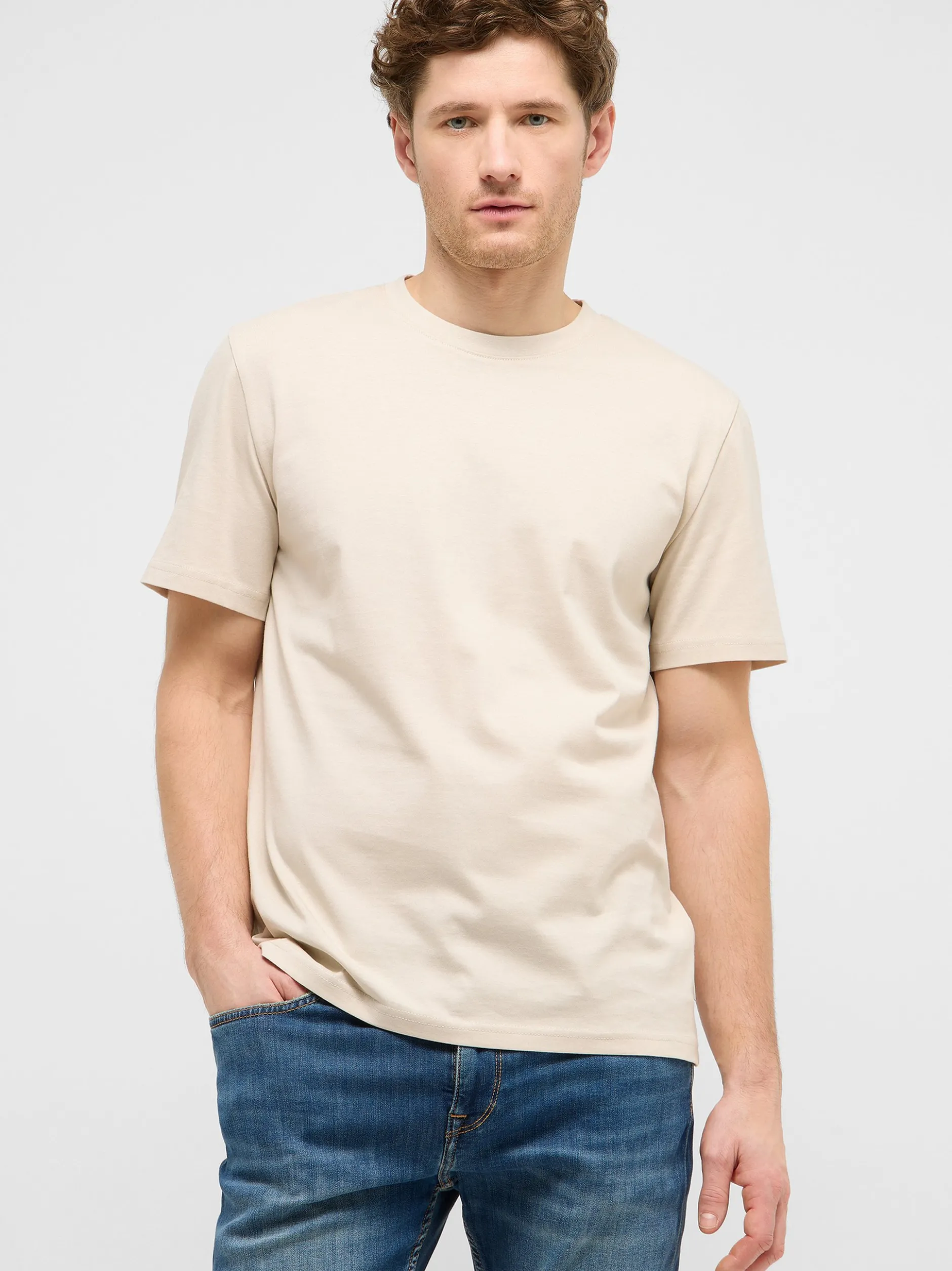 Mustang Herren T-Shirt in ecru - Ausschnitt: Rundhals